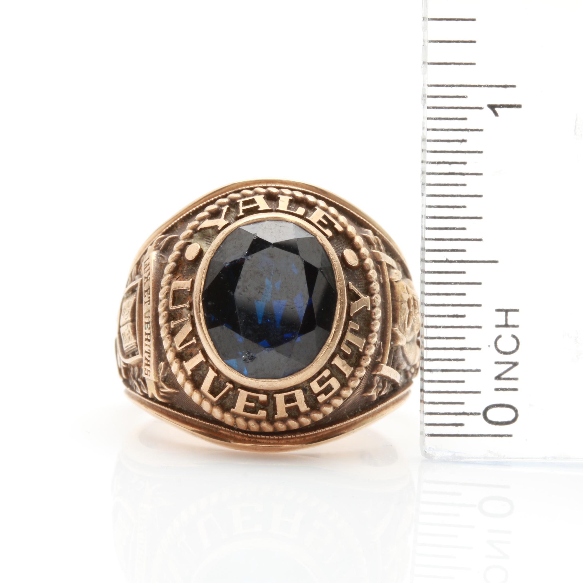 10K Yellow Gold Synthetic Blue Sapphire Yale University Class Ring