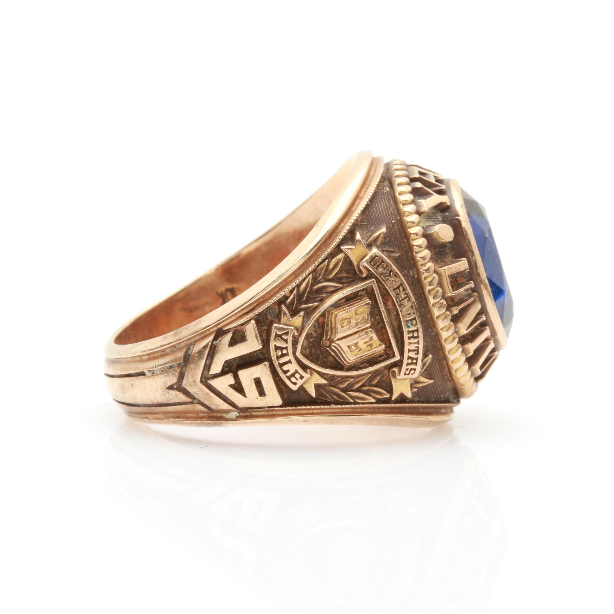 10K Yellow Gold Synthetic Blue Sapphire Yale University Class Ring