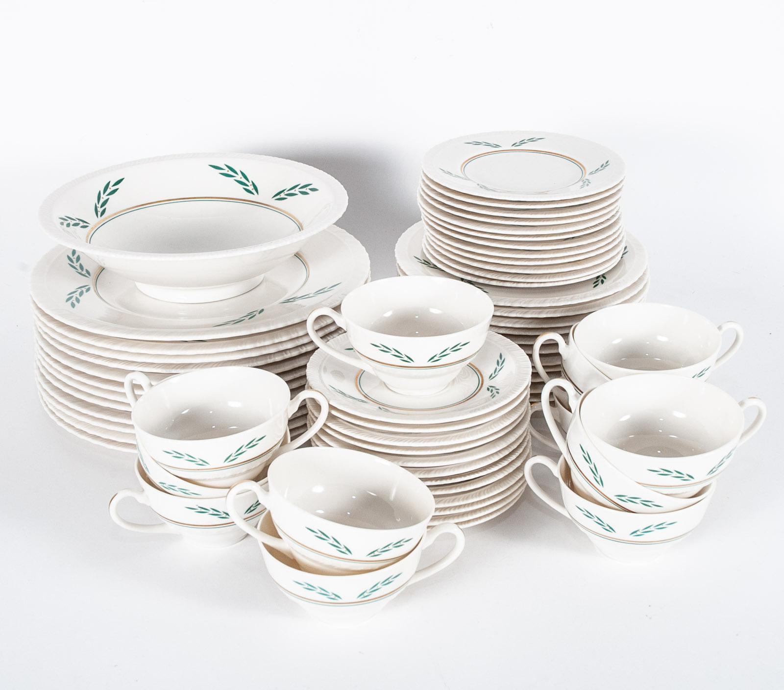 Hanover China Set in "Coronation" Pattern