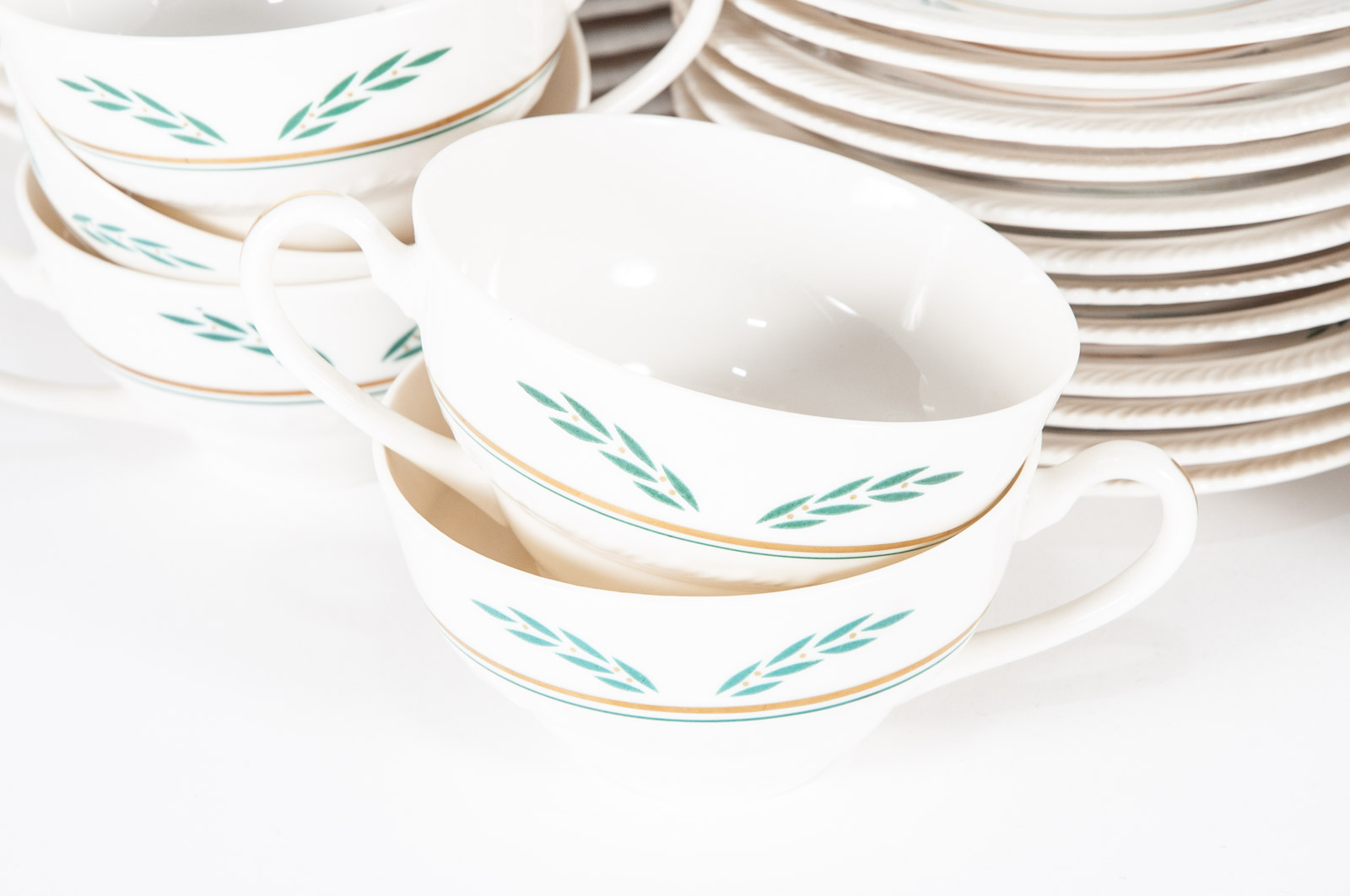 Hanover China Set in "Coronation" Pattern