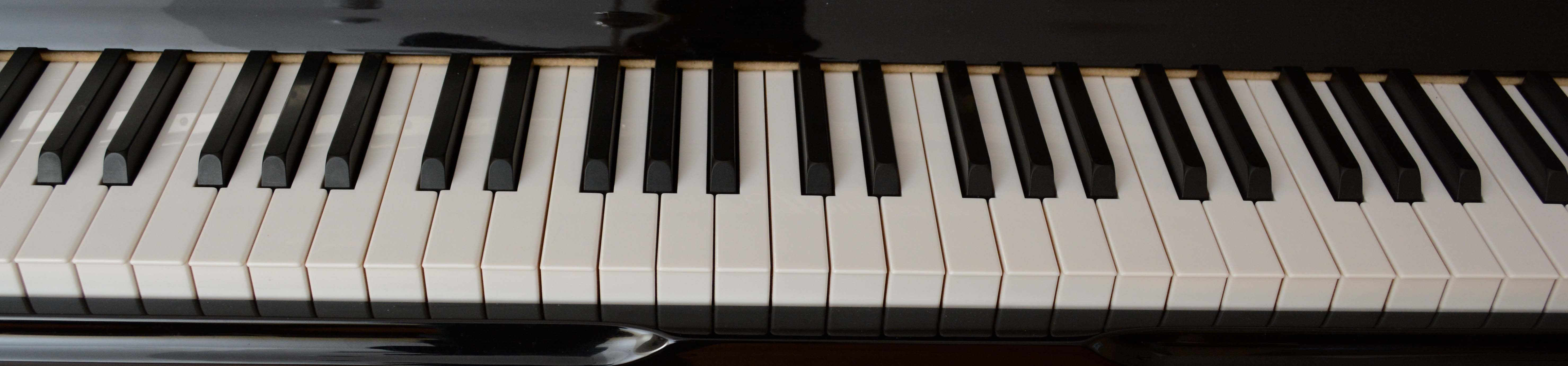 Ritmüller Studio Upright Piano with Adjustable Bench