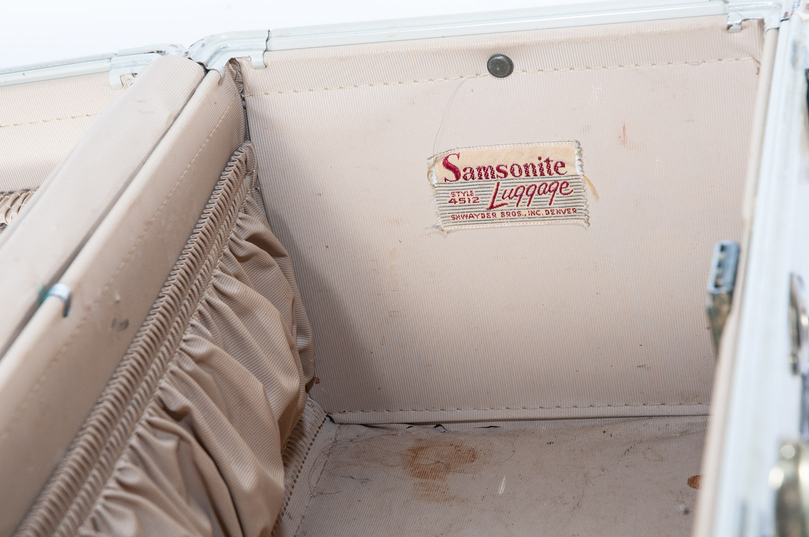 Vintage Samsonite Train Case