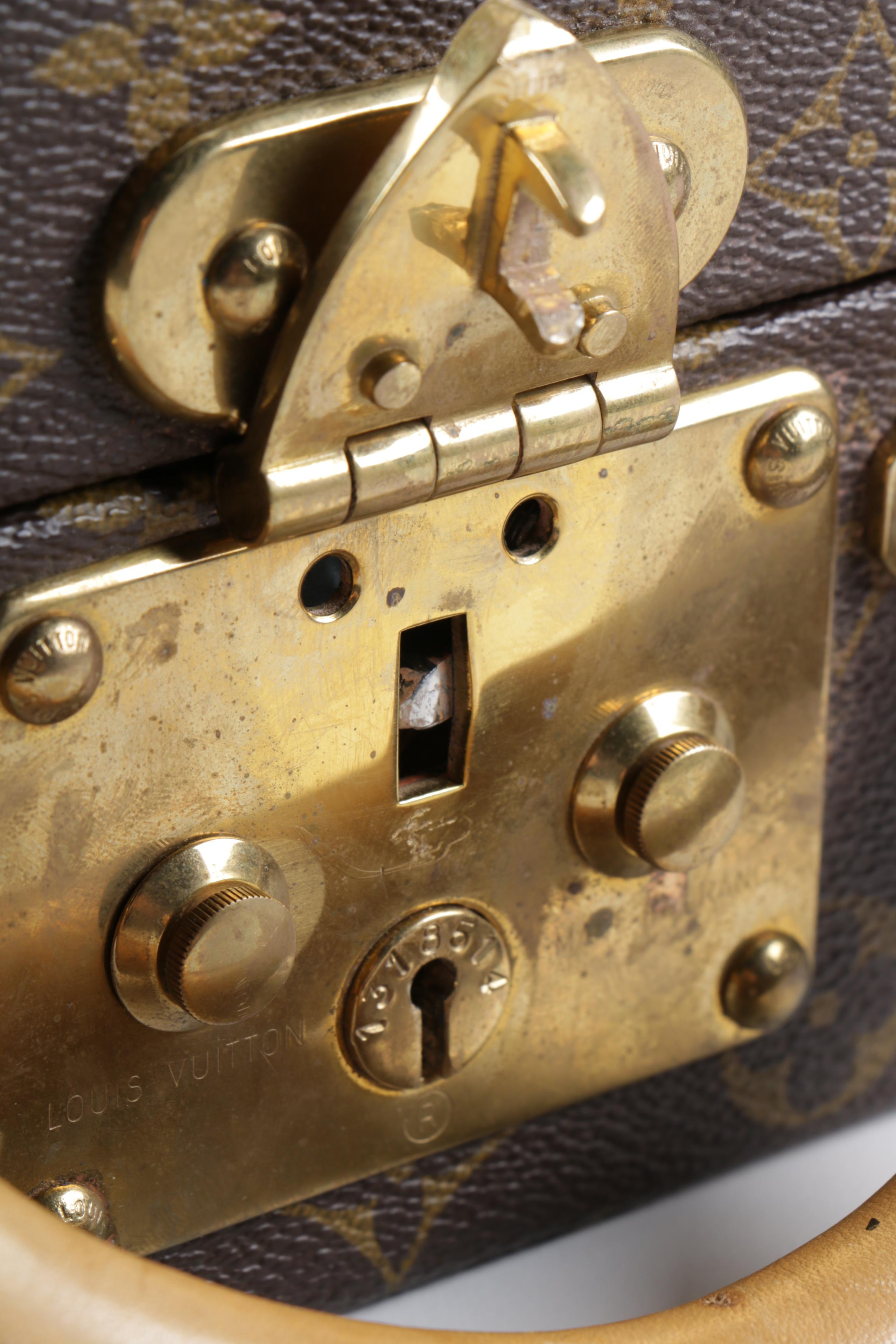 Louis Vuitton Monogram Canvas President Classeur Briefcase