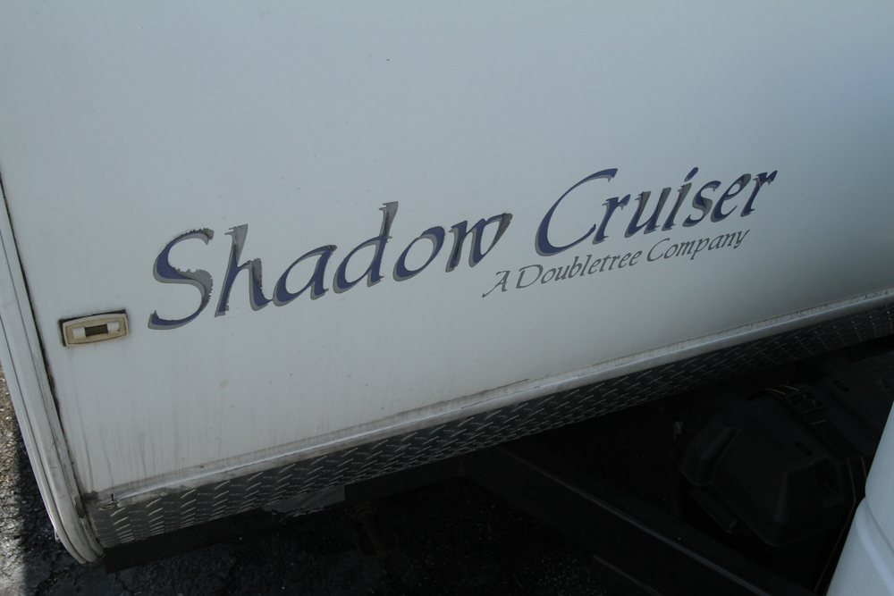 2005 Shadow Cruiser Fun Finder Model T-189FBR Tandem Travel Trailer