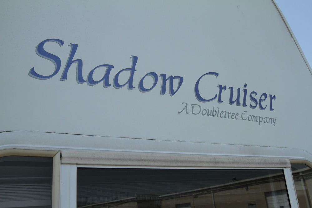 2005 Shadow Cruiser Fun Finder Model T-189FBR Tandem Travel Trailer