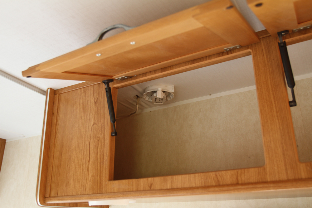 2005 Shadow Cruiser Fun Finder Model T-189FBR Tandem Travel Trailer