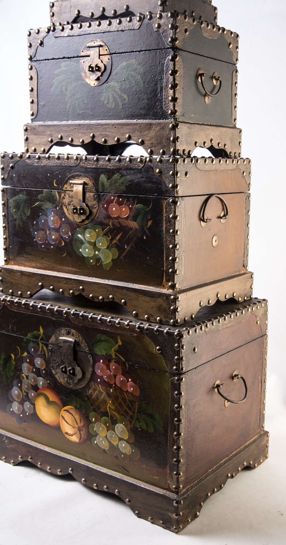 Painted Petite Wooden Nesting Trunks