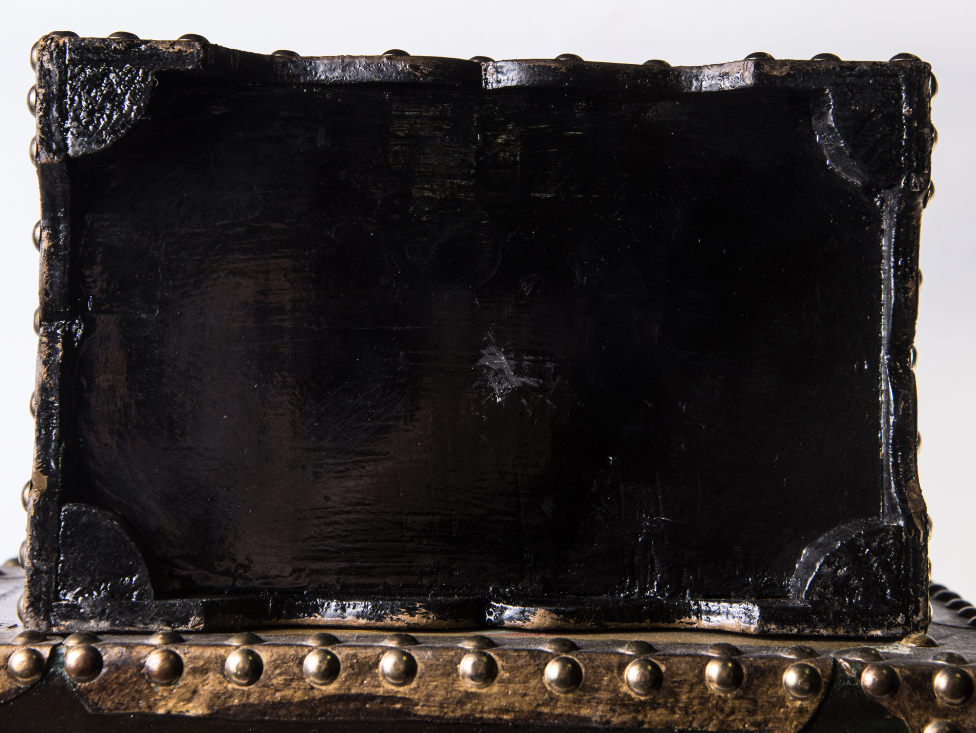 Painted Petite Wooden Nesting Trunks