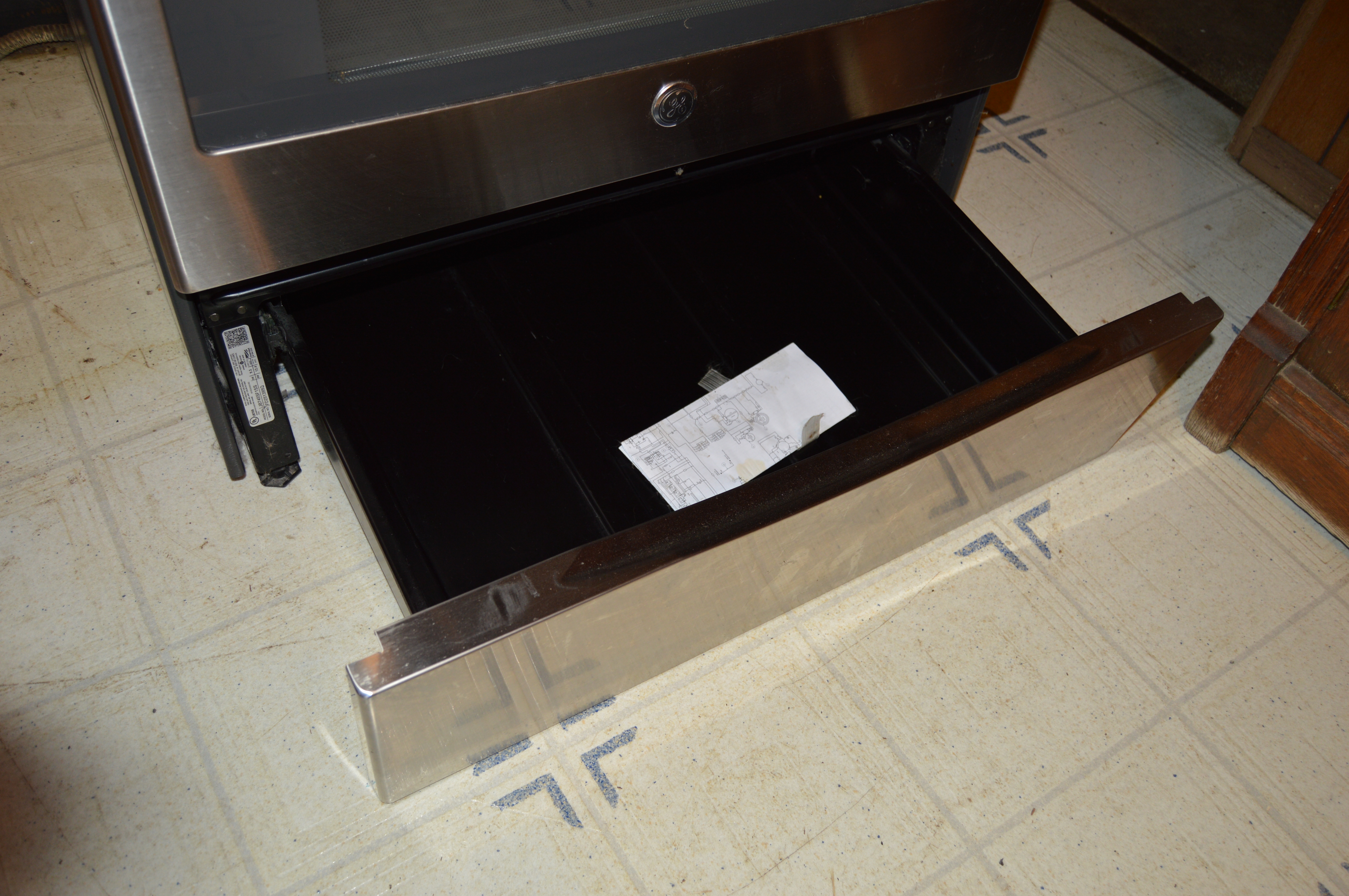 General Electric "Adora" Electric Range