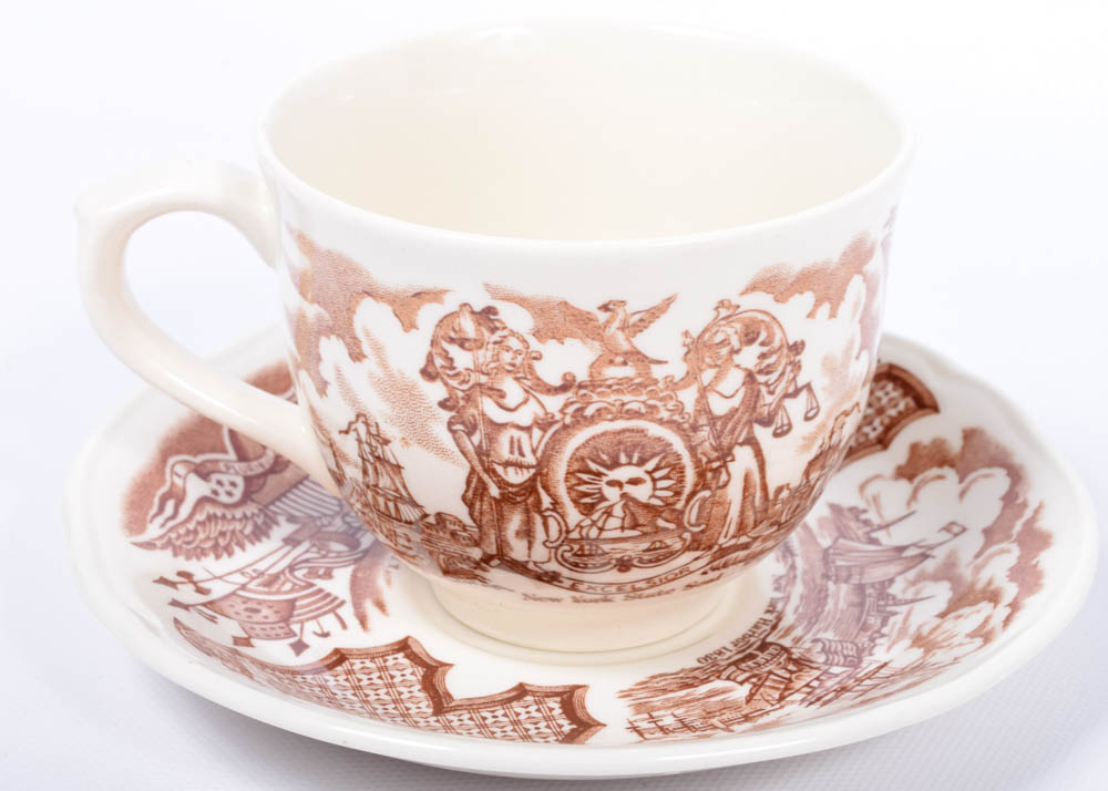 Alfred Meakin "Fair Winds" Ironstone Dinnerware