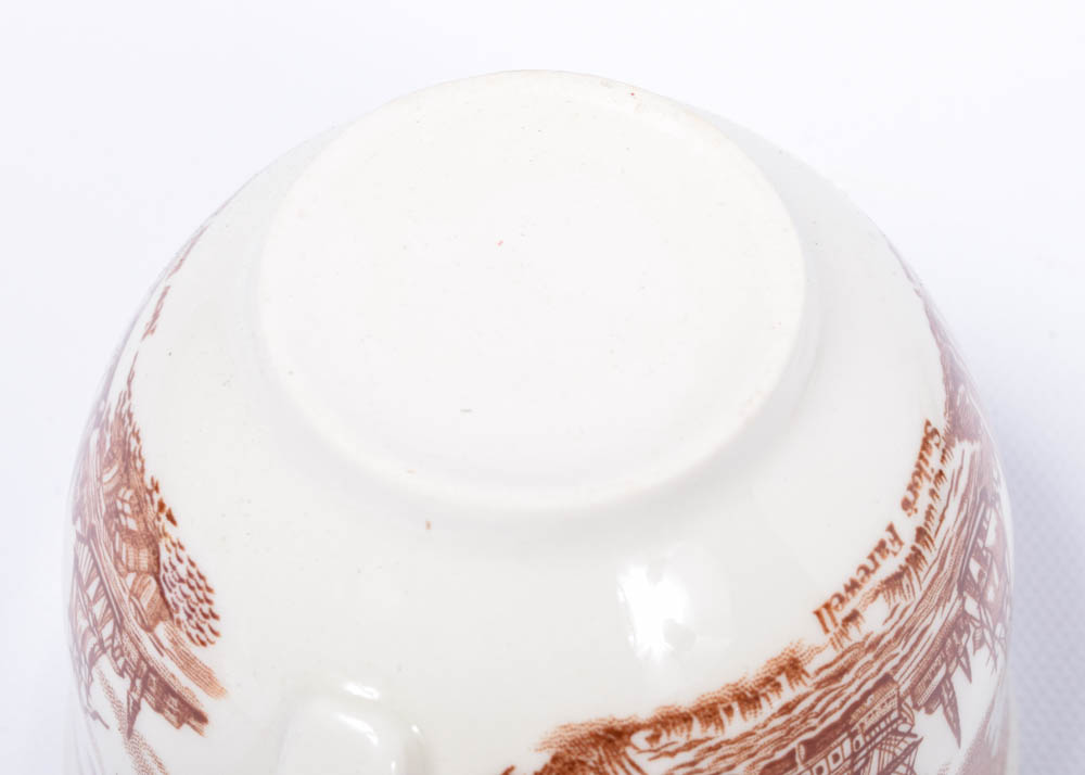 Alfred Meakin "Fair Winds" Ironstone Dinnerware