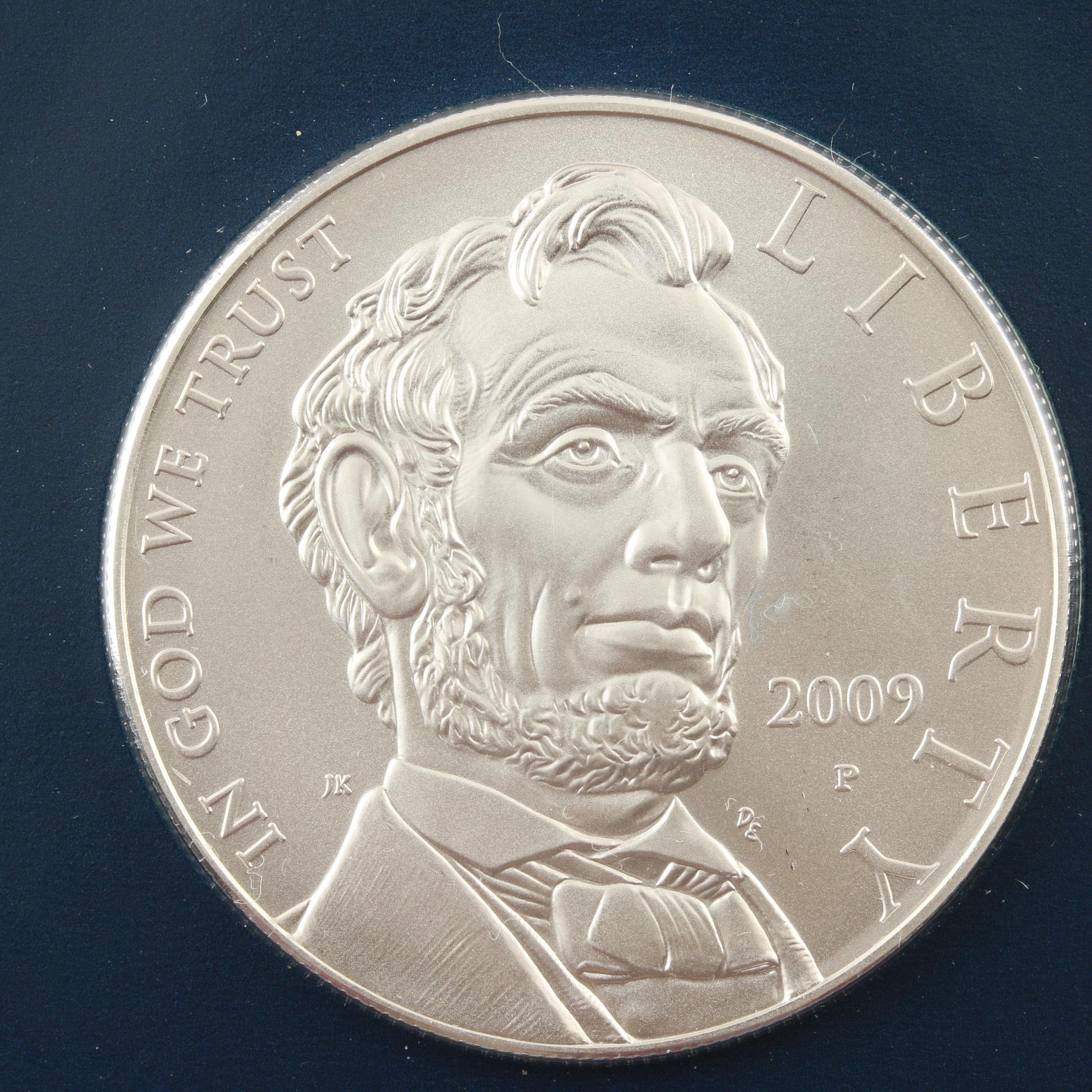 "Abraham Lincoln 200th Anniversary Commemorative" Coin and Stamp Set