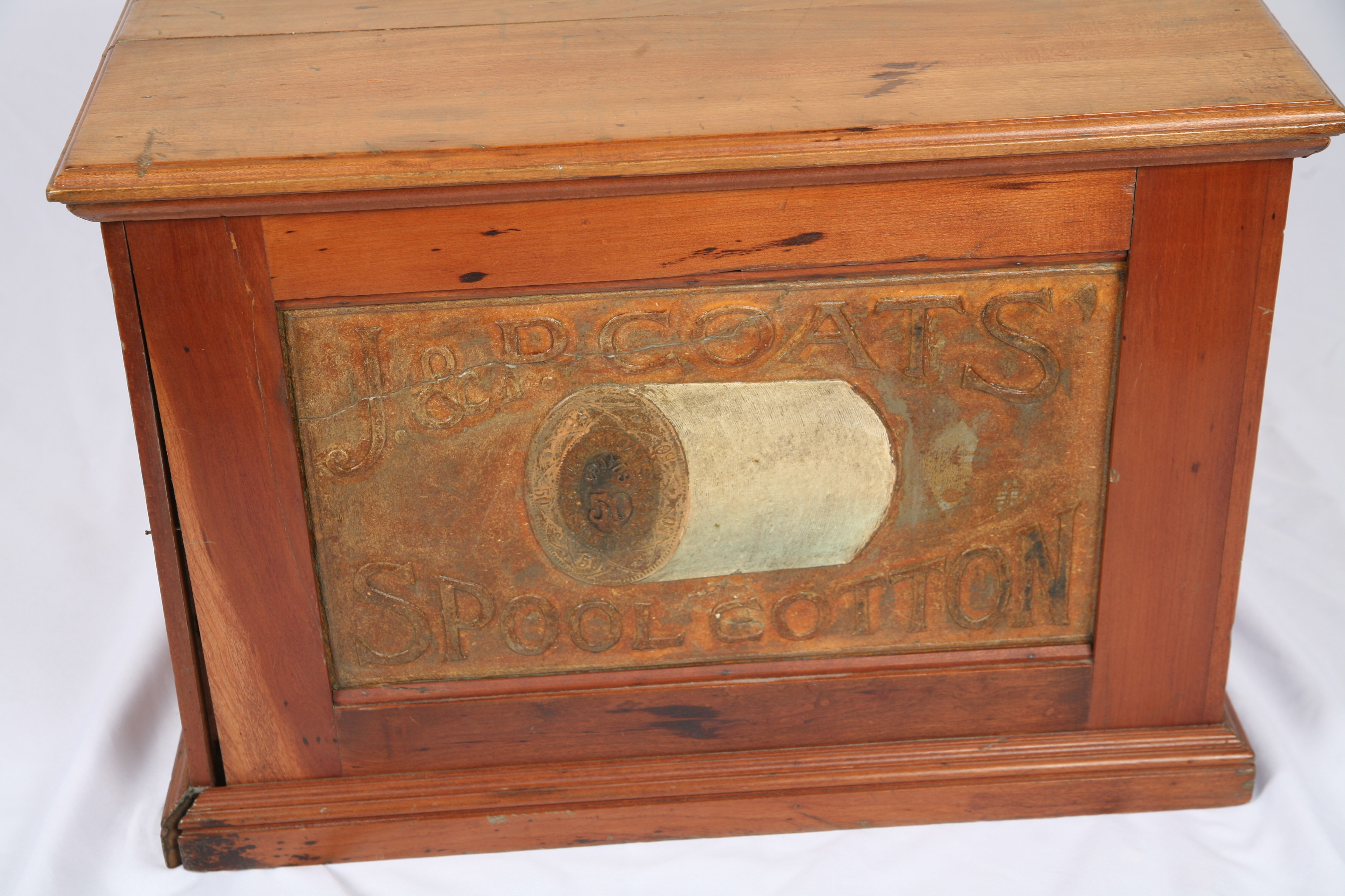 J & P Coats Spool Cotton Chest