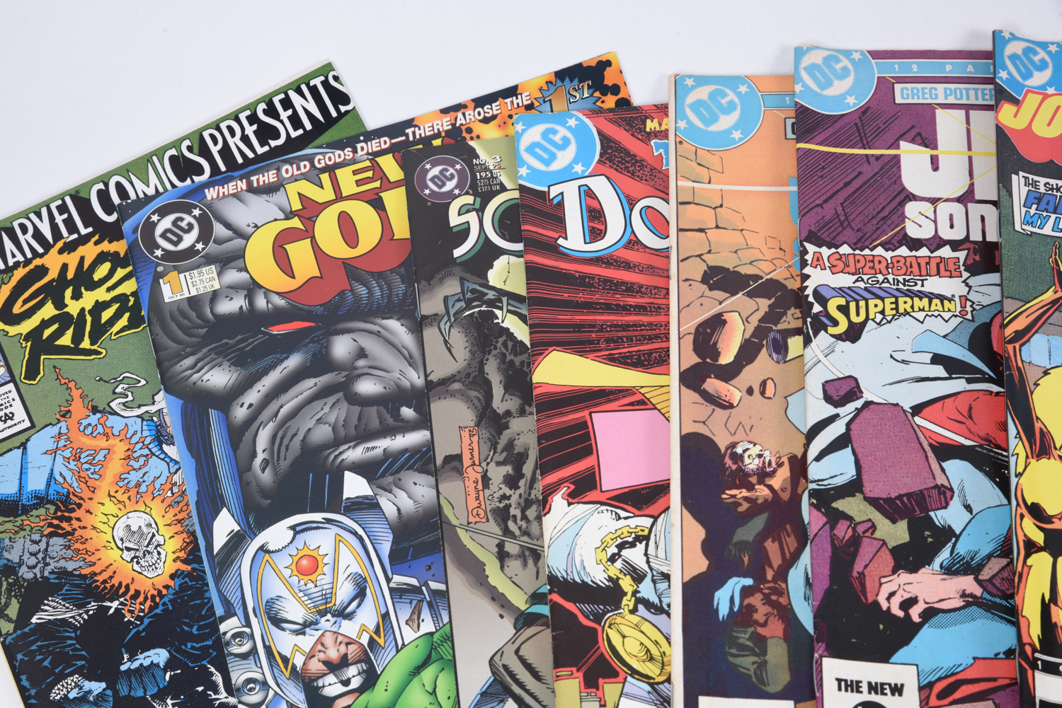 Modern Age Marvel and DC Comic Books Including "Who's Who" and "Marvel Age"