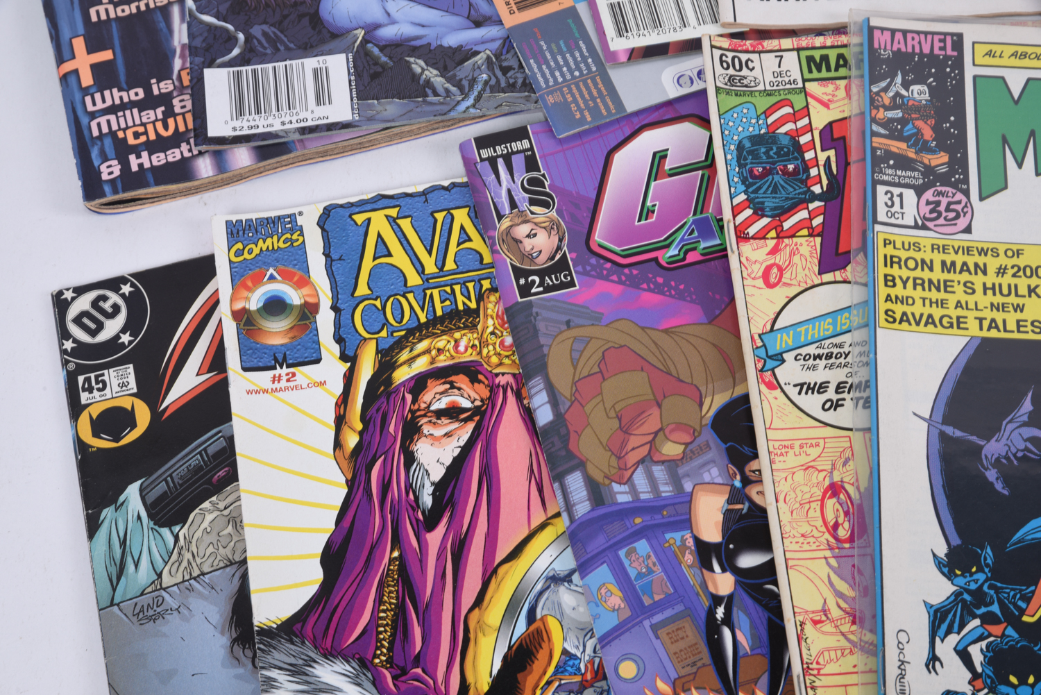 Modern Age Marvel and DC Comic Books Including "Who's Who" and "Marvel Age"