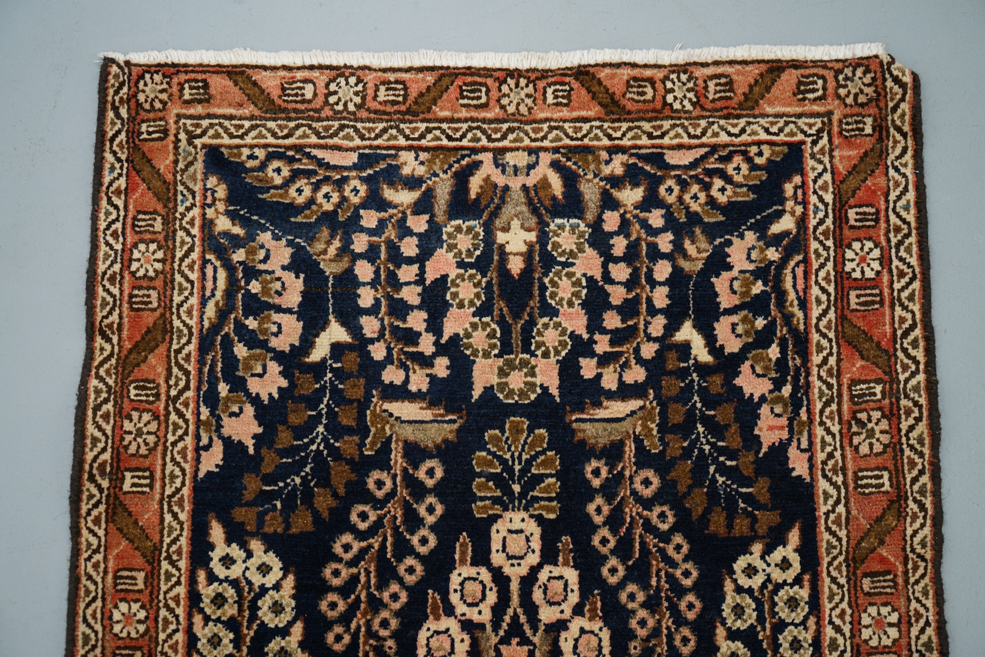 Hand-Knotted Persian Hamadan Accent Rug