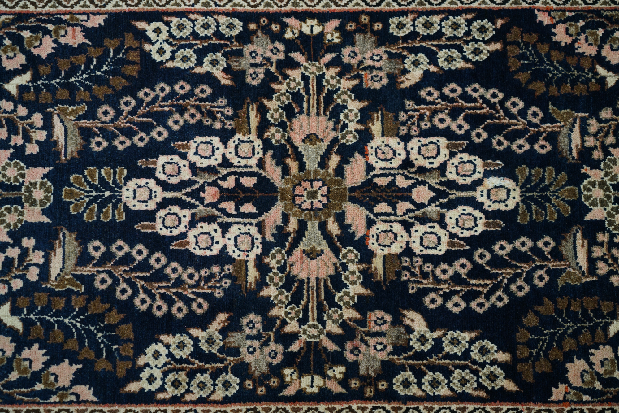 Hand-Knotted Persian Hamadan Accent Rug