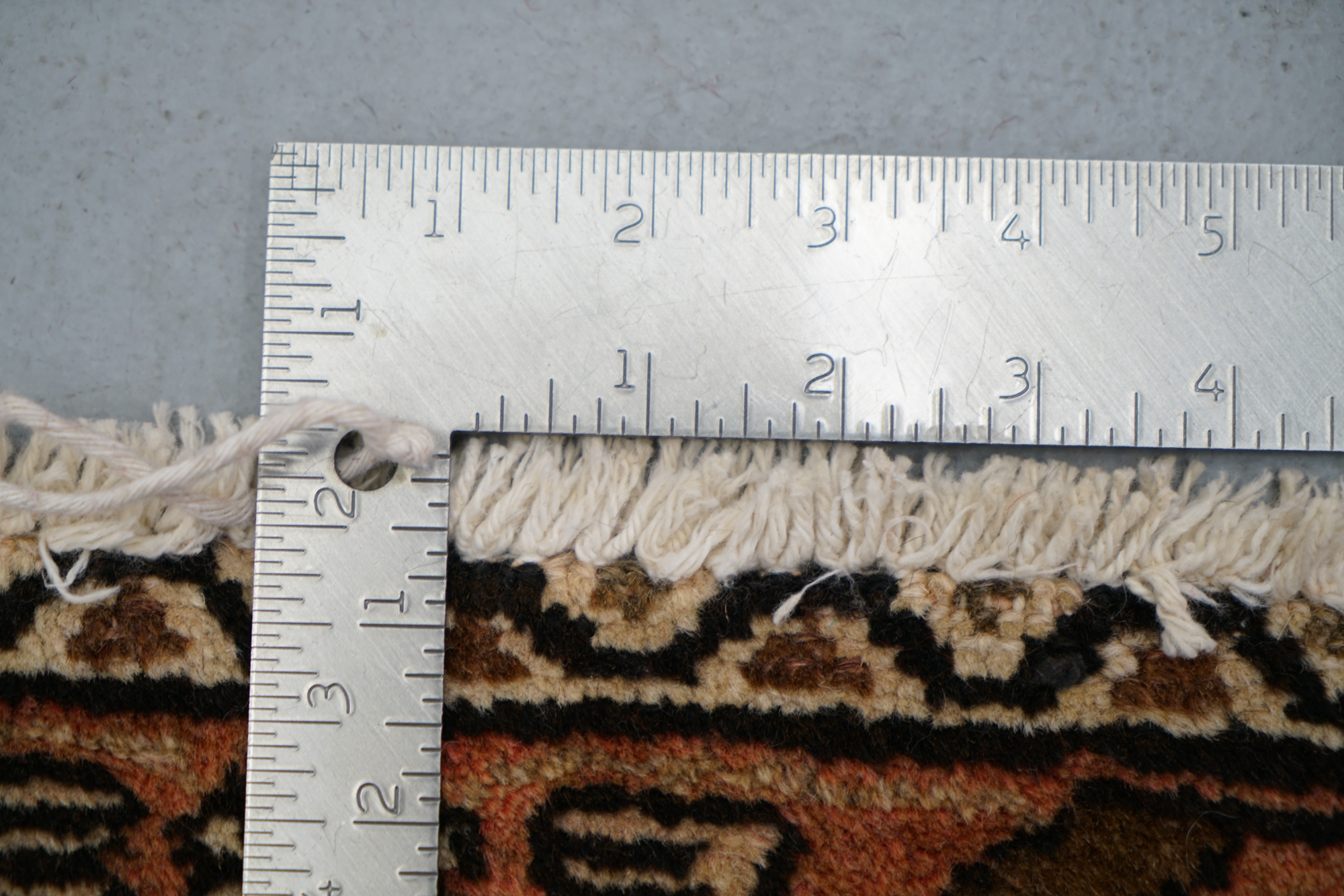 Hand-Knotted Persian Hamadan Accent Rug