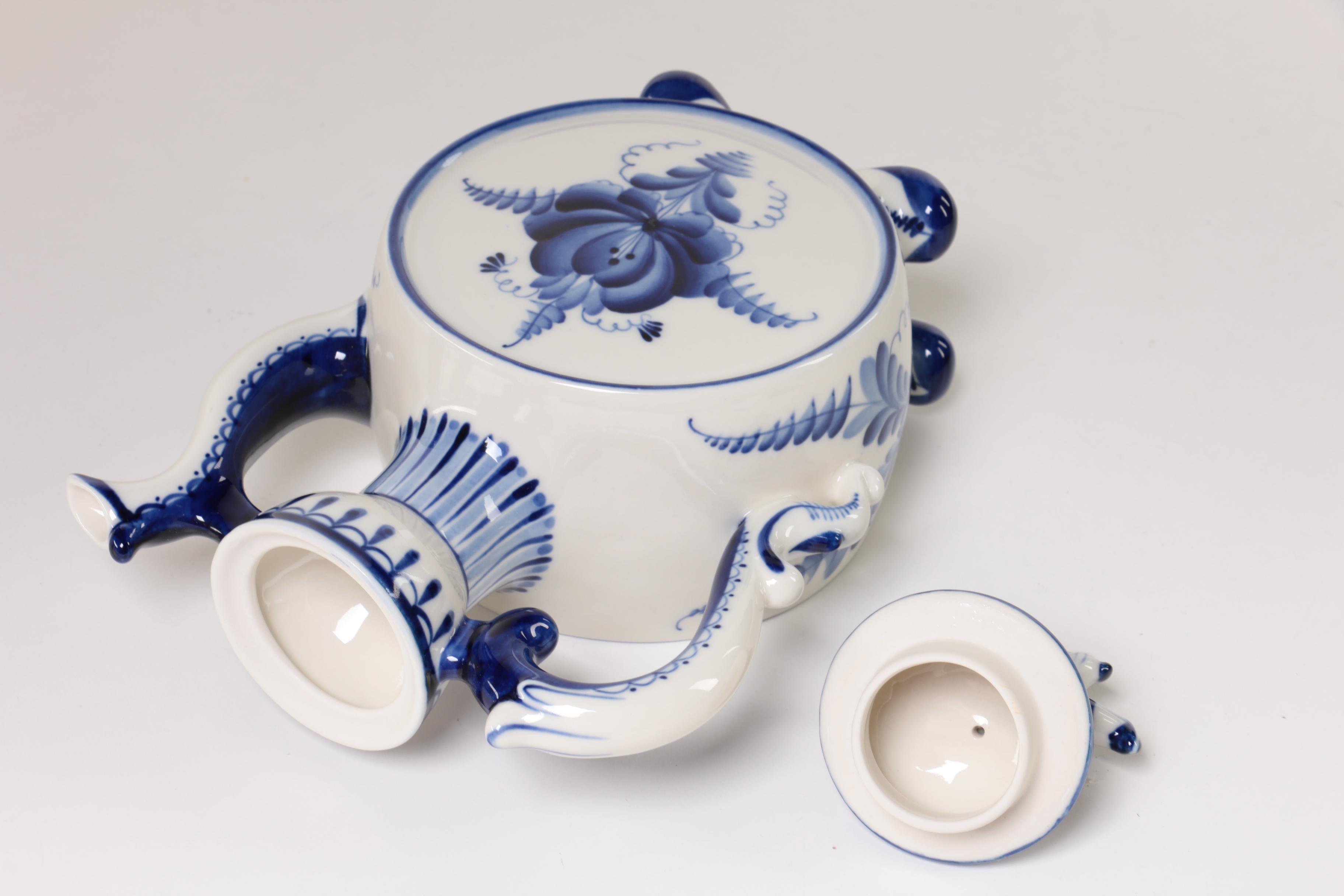 Russian Gzhel Porcelain Hand Decorated Teapot