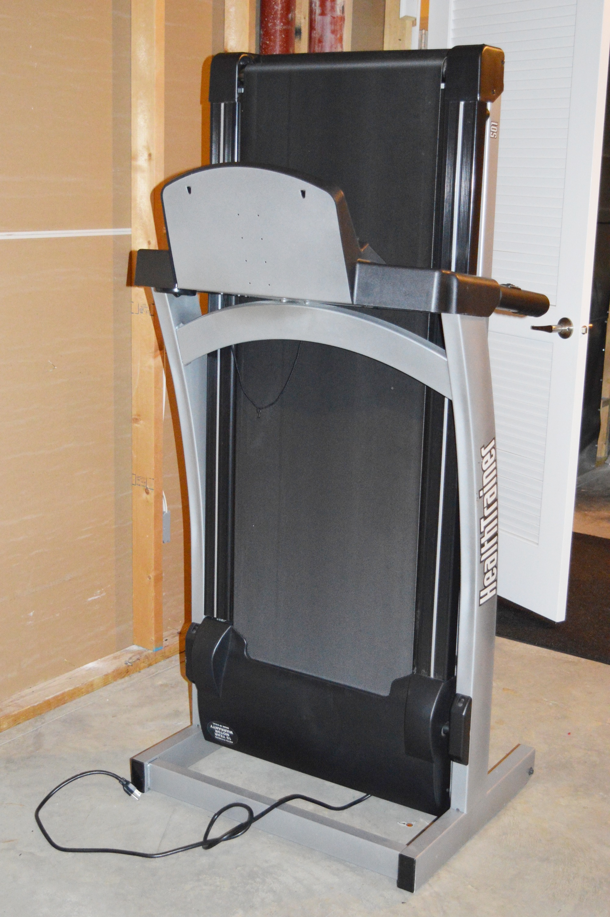 HealthTrainer 501 Treadmill