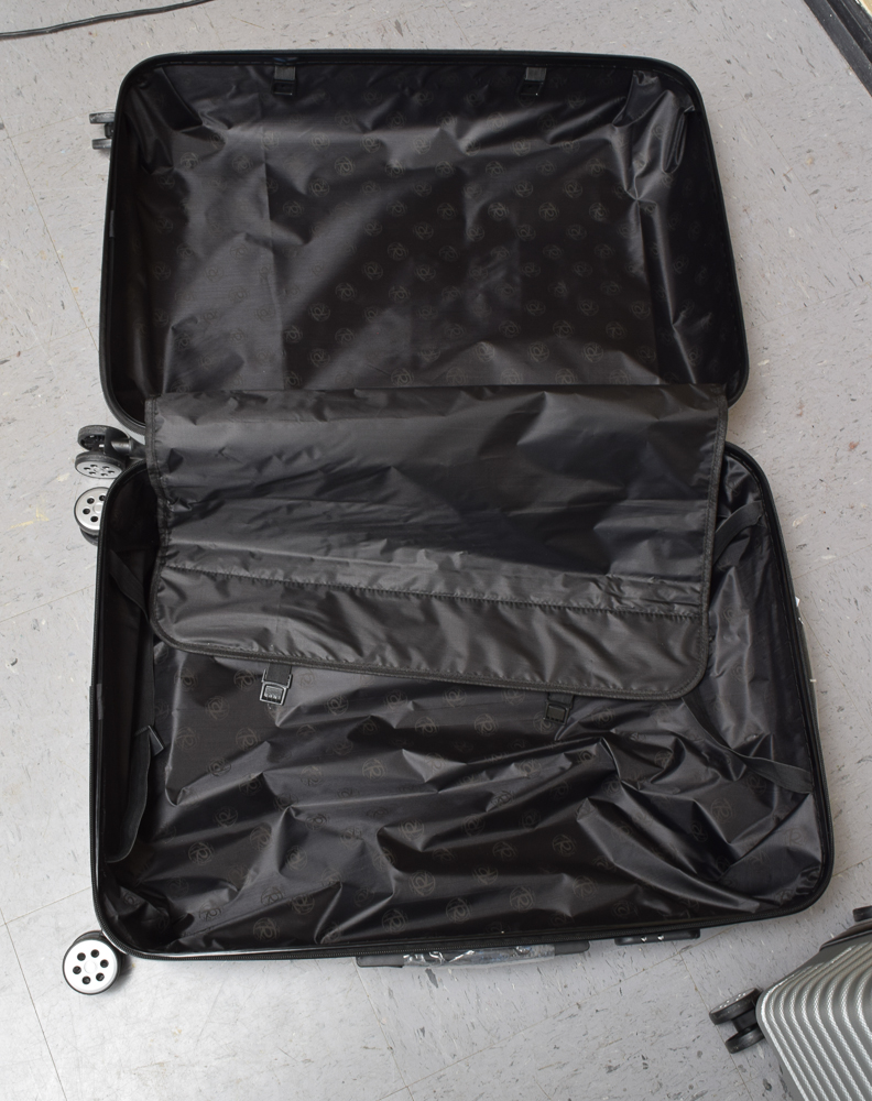 Total Rewards Upright Hardshell Spinner Suitcases