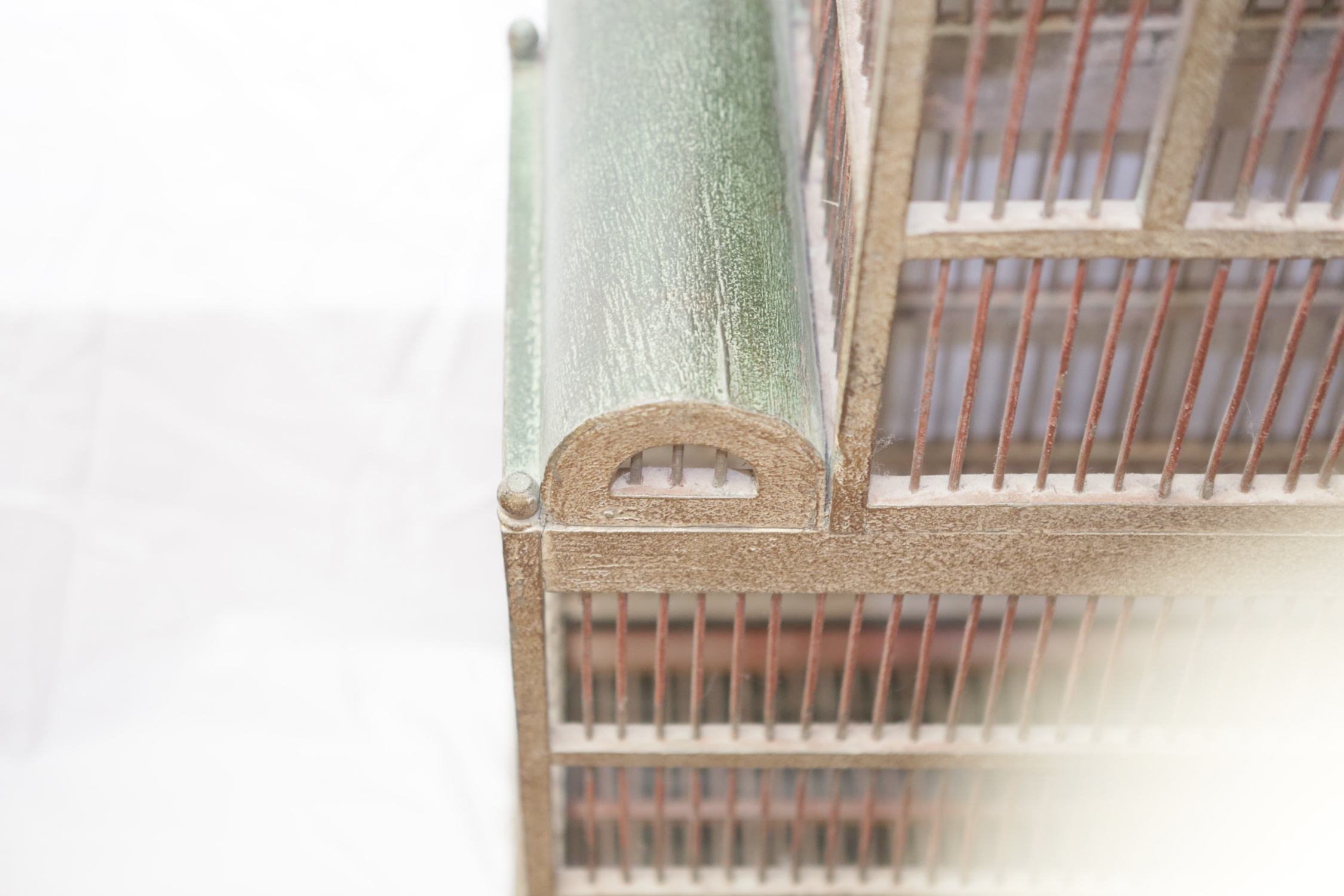 Wood and Metal Dome Style Birdcage