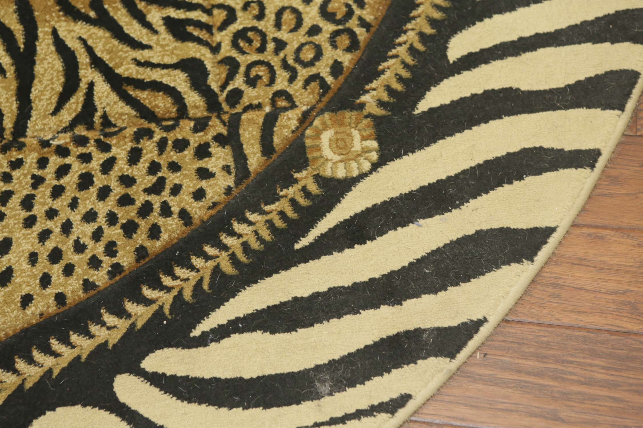 Animal Print Round Area Rug