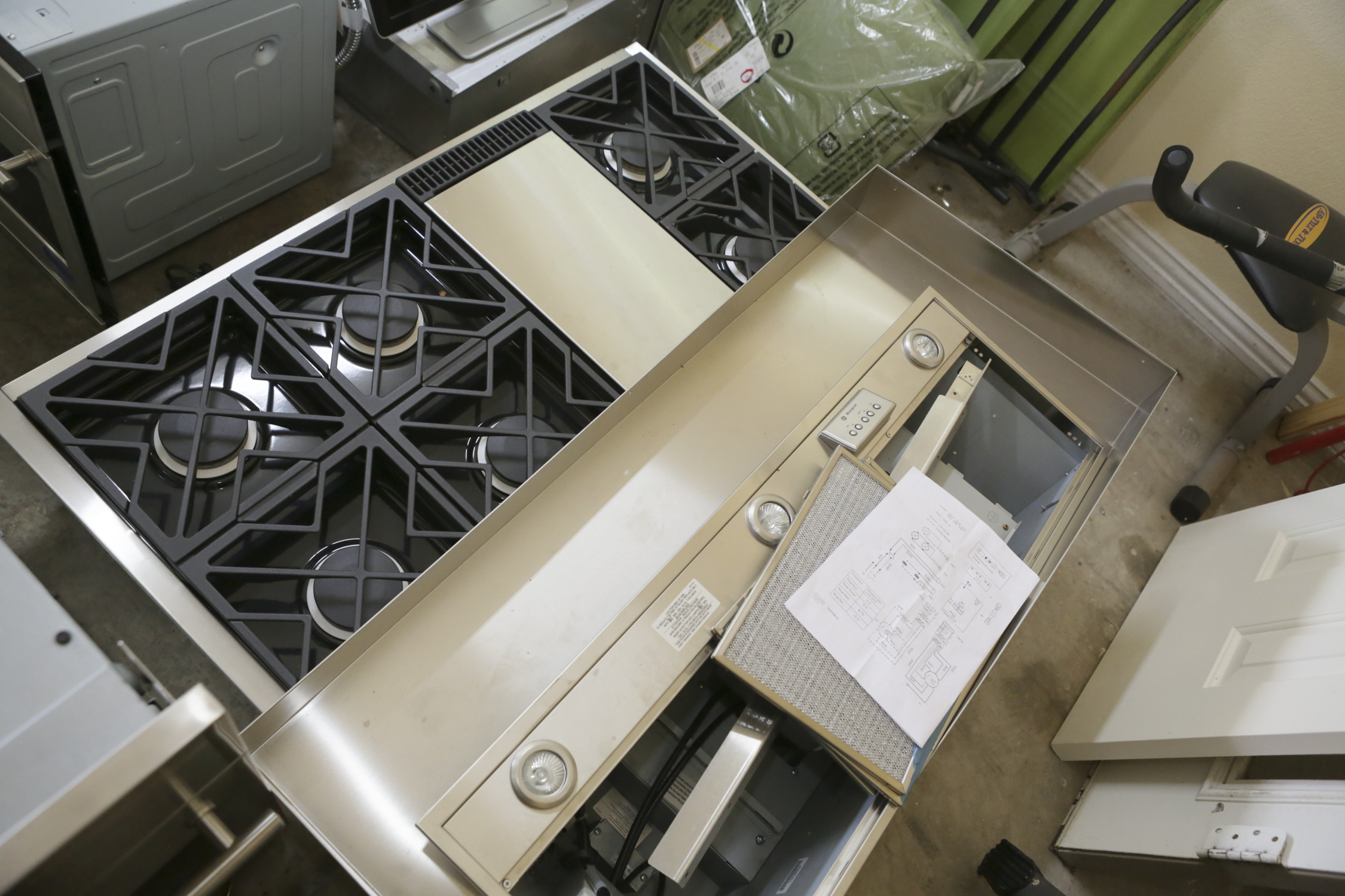GE "Monogram" Exhaust Hood with Stove Top