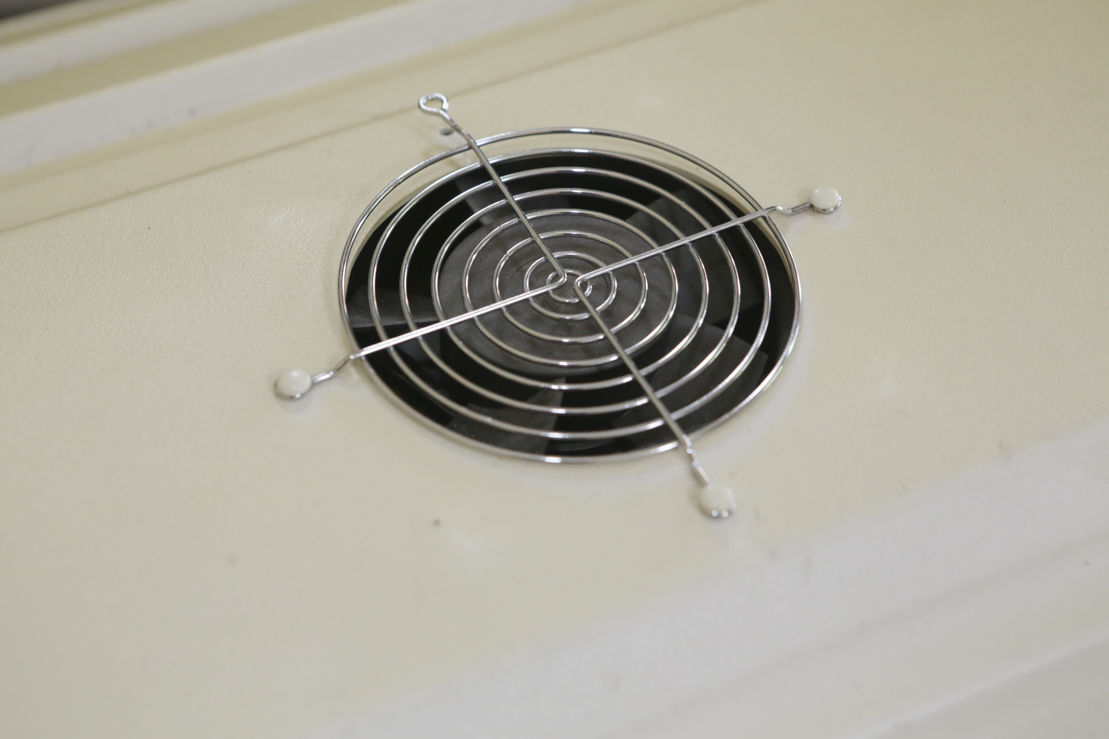 Wolff SunQuest Pro 24RS Tanning Bed