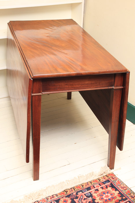 Vintage Mahogany Drop-Leaf Dining Table