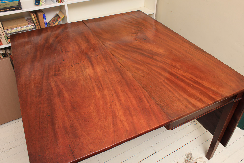 Vintage Mahogany Drop-Leaf Dining Table