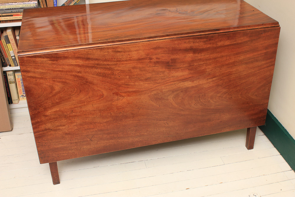 Vintage Mahogany Drop-Leaf Dining Table