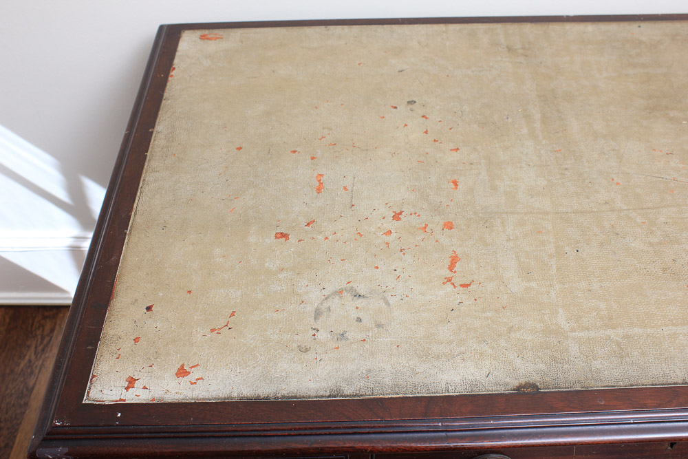 Vintage Federal Style Mahogany Kneehole Desk with Leather Top