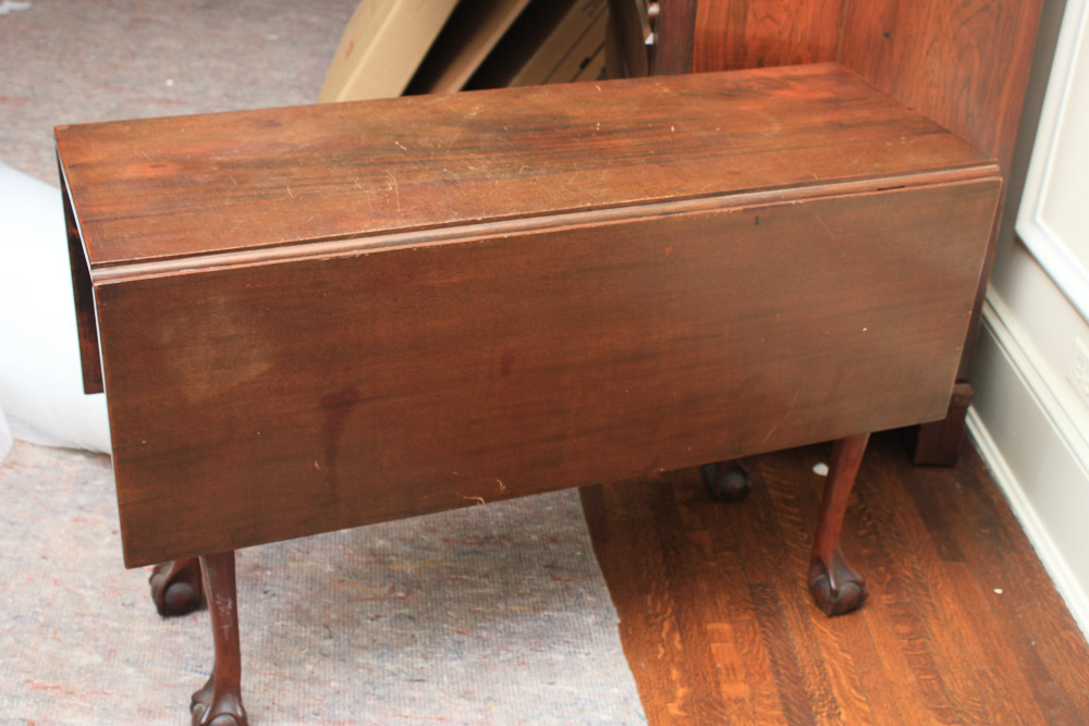 Vintage Chippendale Style Drop Leaf Table