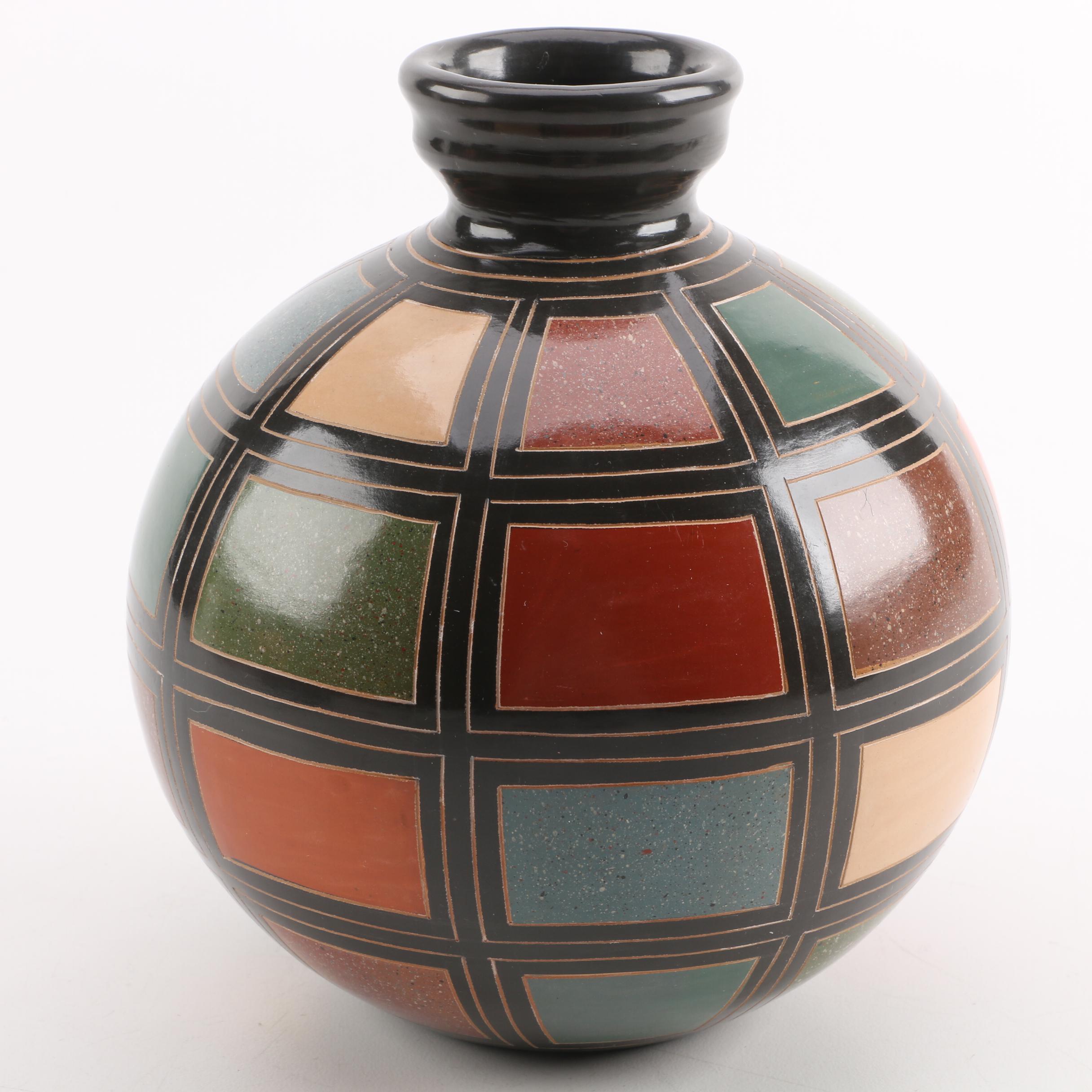 Emmanuel Maldonado Nicaraguan Art Pottery Vase