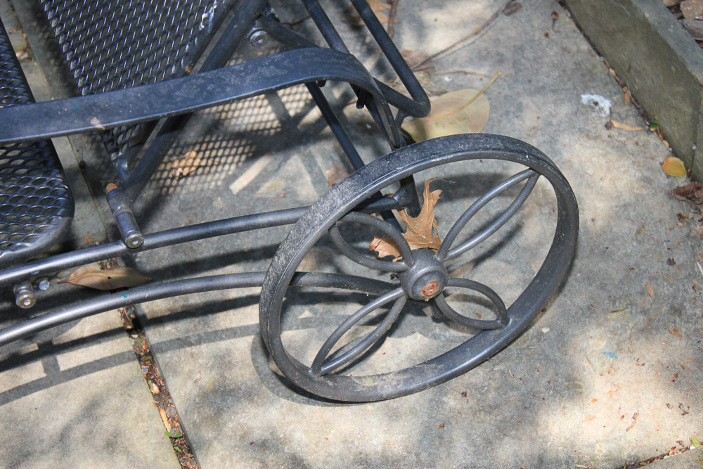 Metal Outdoor Lounge Chairs