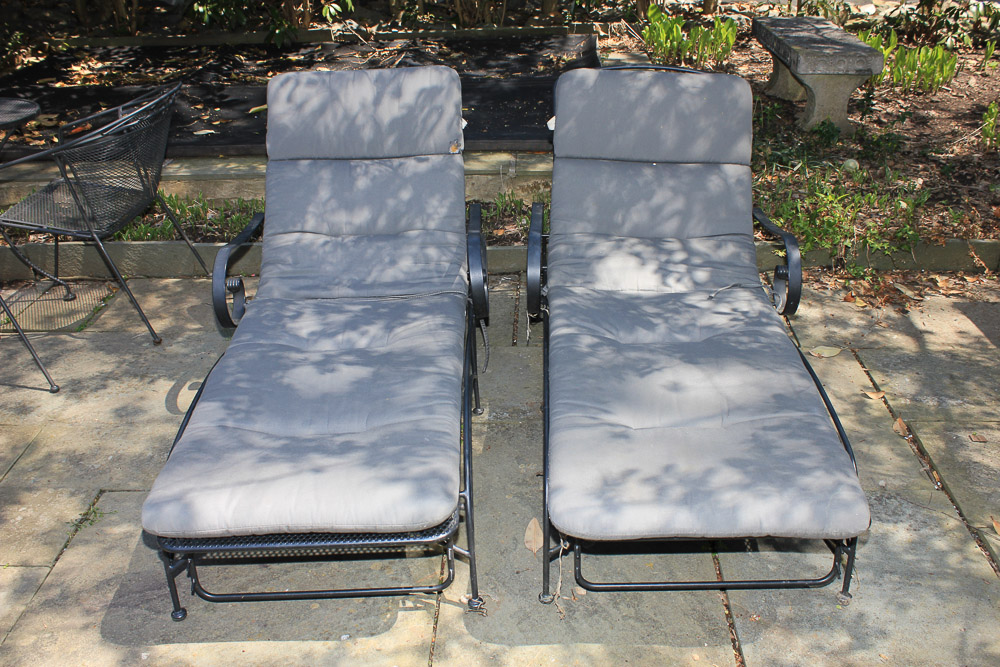 Metal Outdoor Lounge Chairs