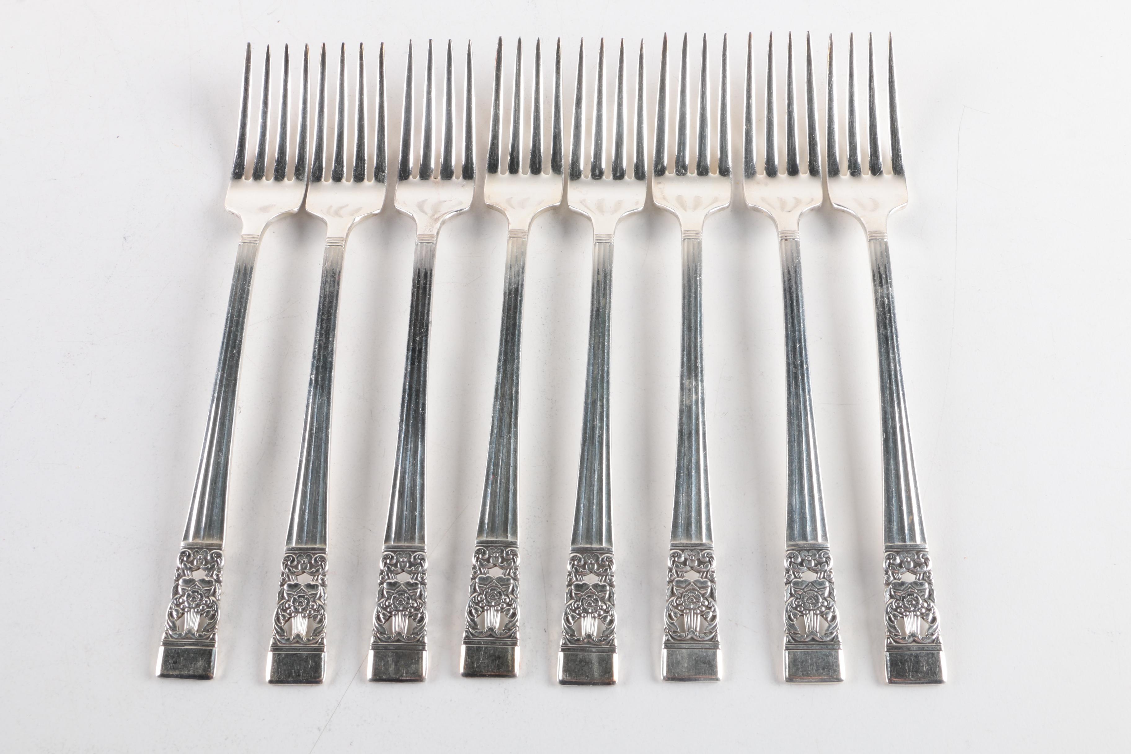 Oneida Community "Coronation" Silver-Plated Flatware Set