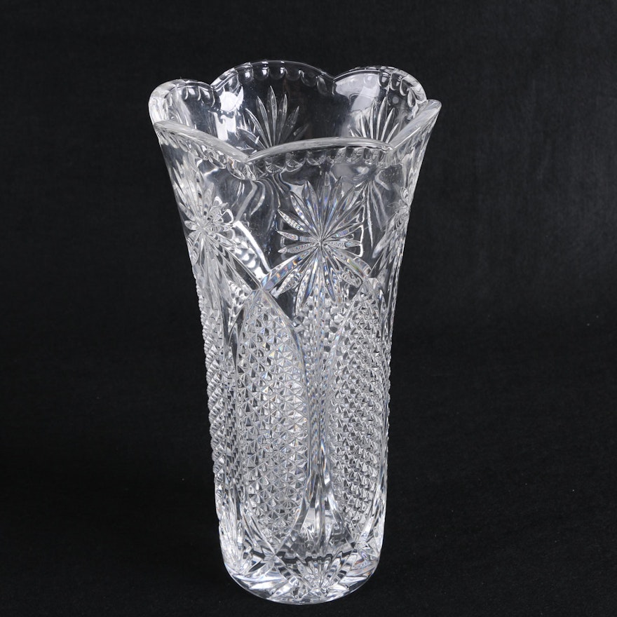 Scalloped Edge Crystal Flower Vase