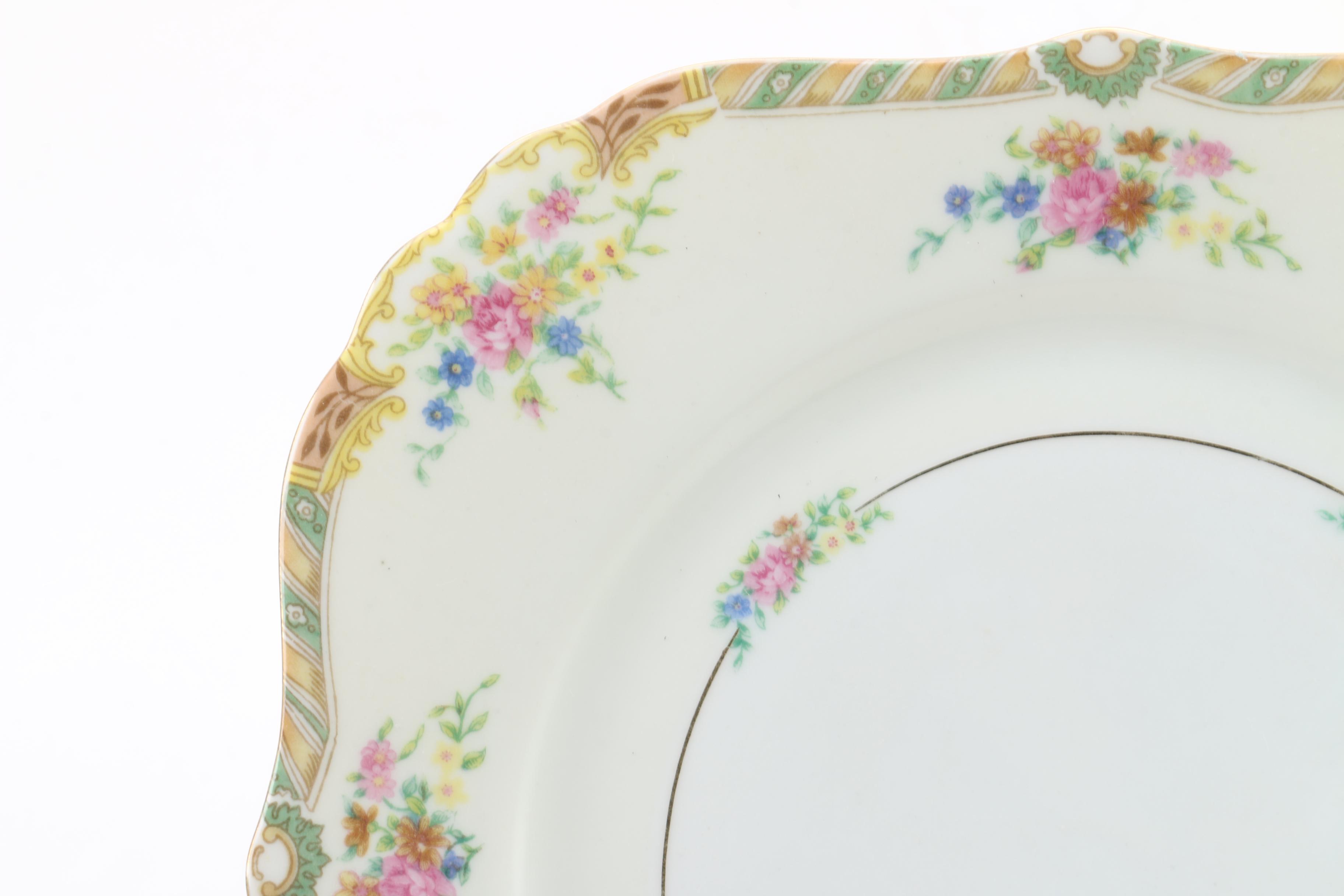 Black Knight "Leonora" Square Luncheon and Round Dinner Plates