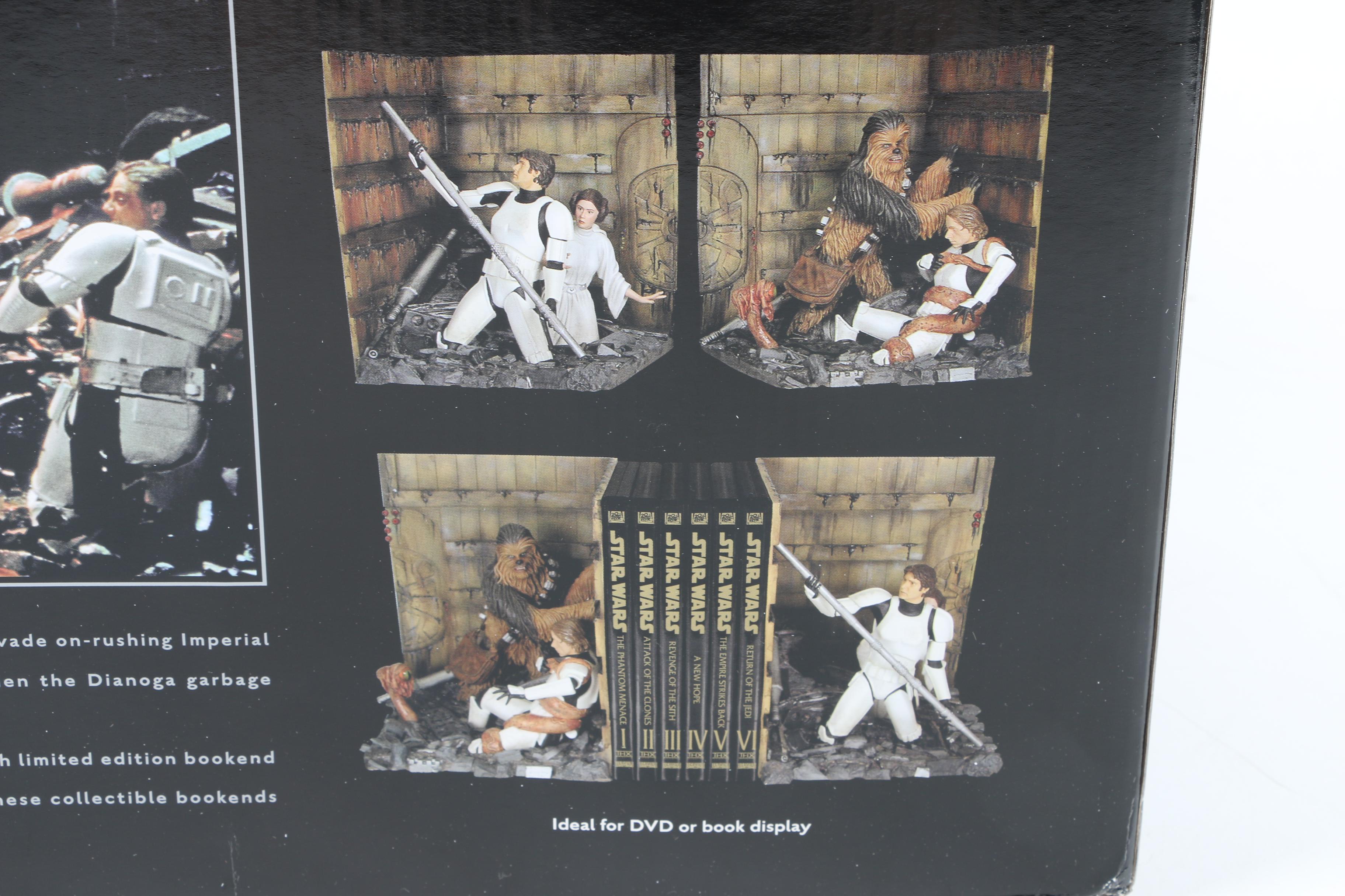 Star Wars Gentle Giant Trash Compactor Collectible Bookends