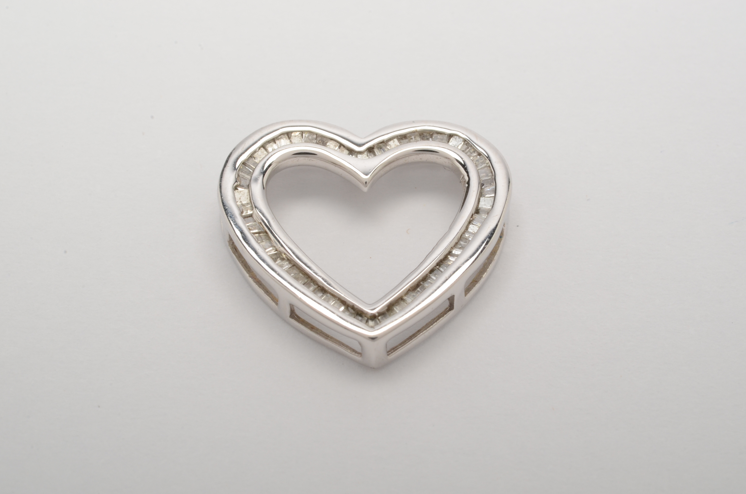 10K White Gold Diamond Heart-Shaped Pendant