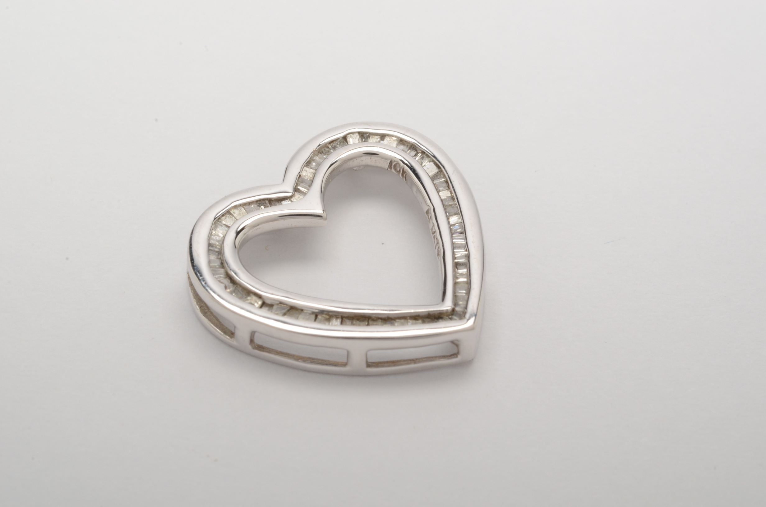 10K White Gold Diamond Heart-Shaped Pendant