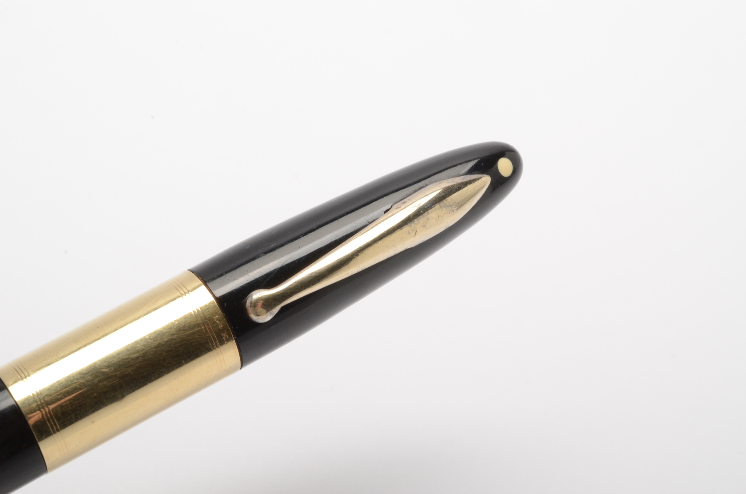 Vintage Sheaffer Fountain Pen with 14K Gold Accents