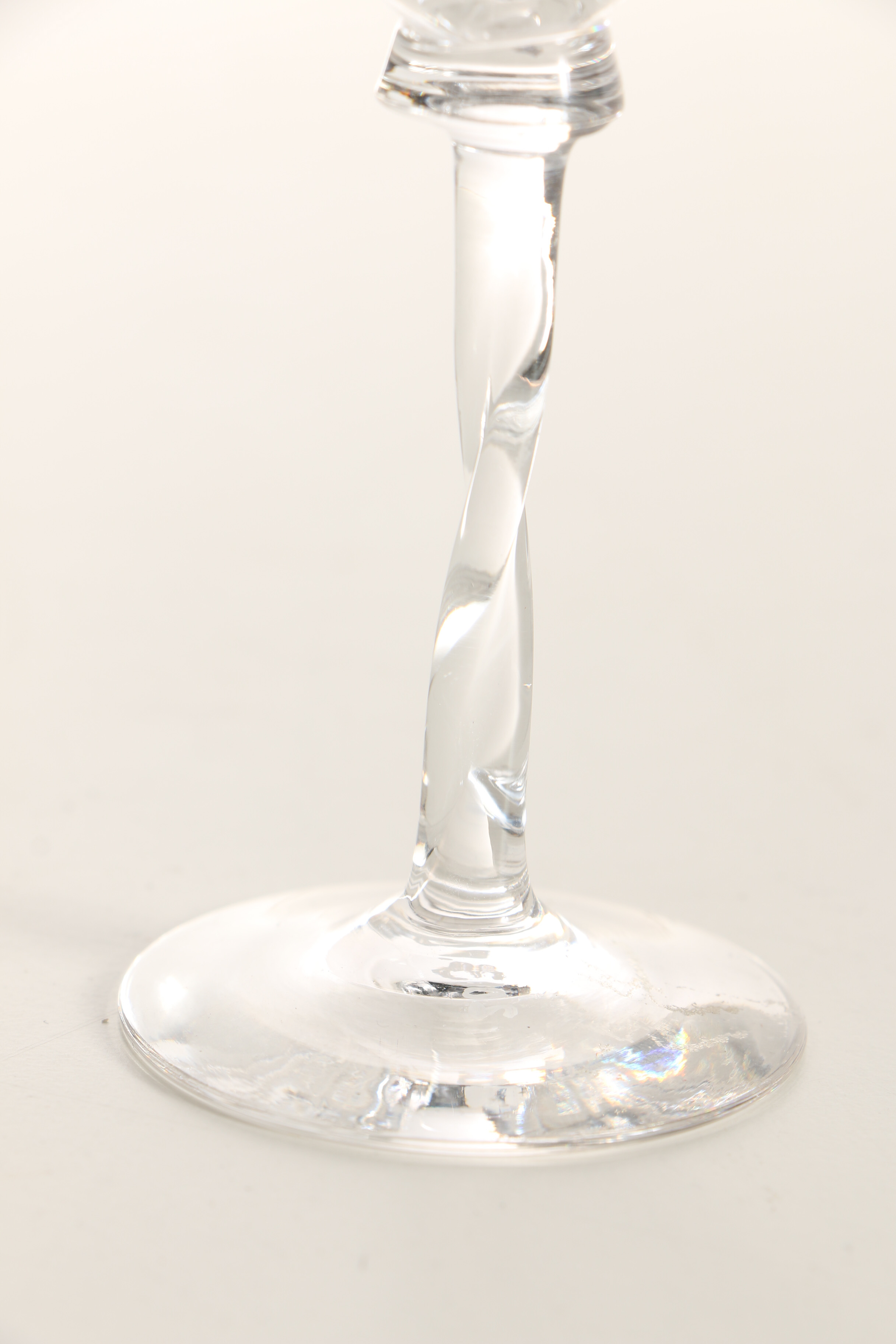 Oscar Tusquets Blanca "Victoria" Stemware