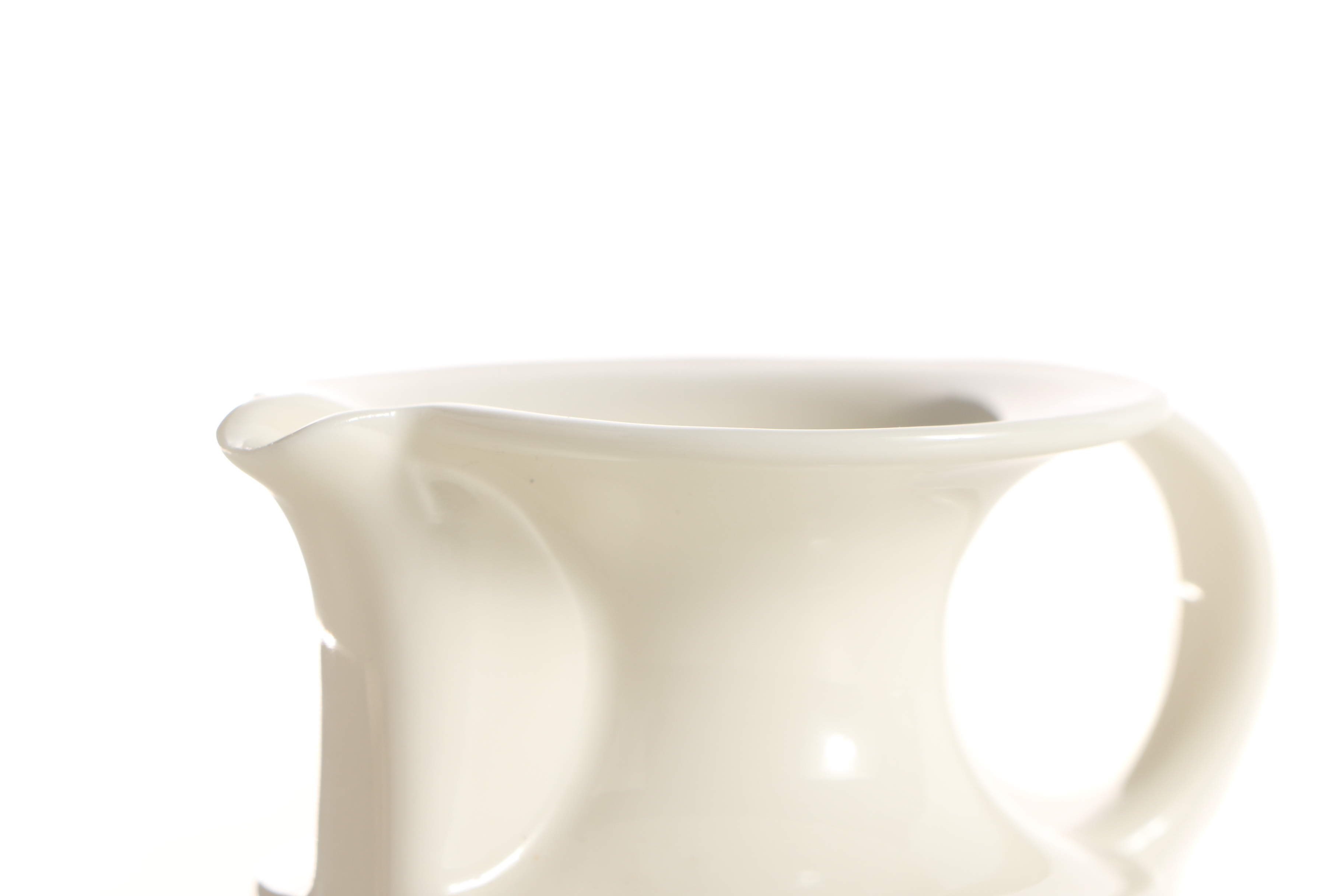 Oscar Tusquets Blanca Porcelain "Victoria"  Creamer