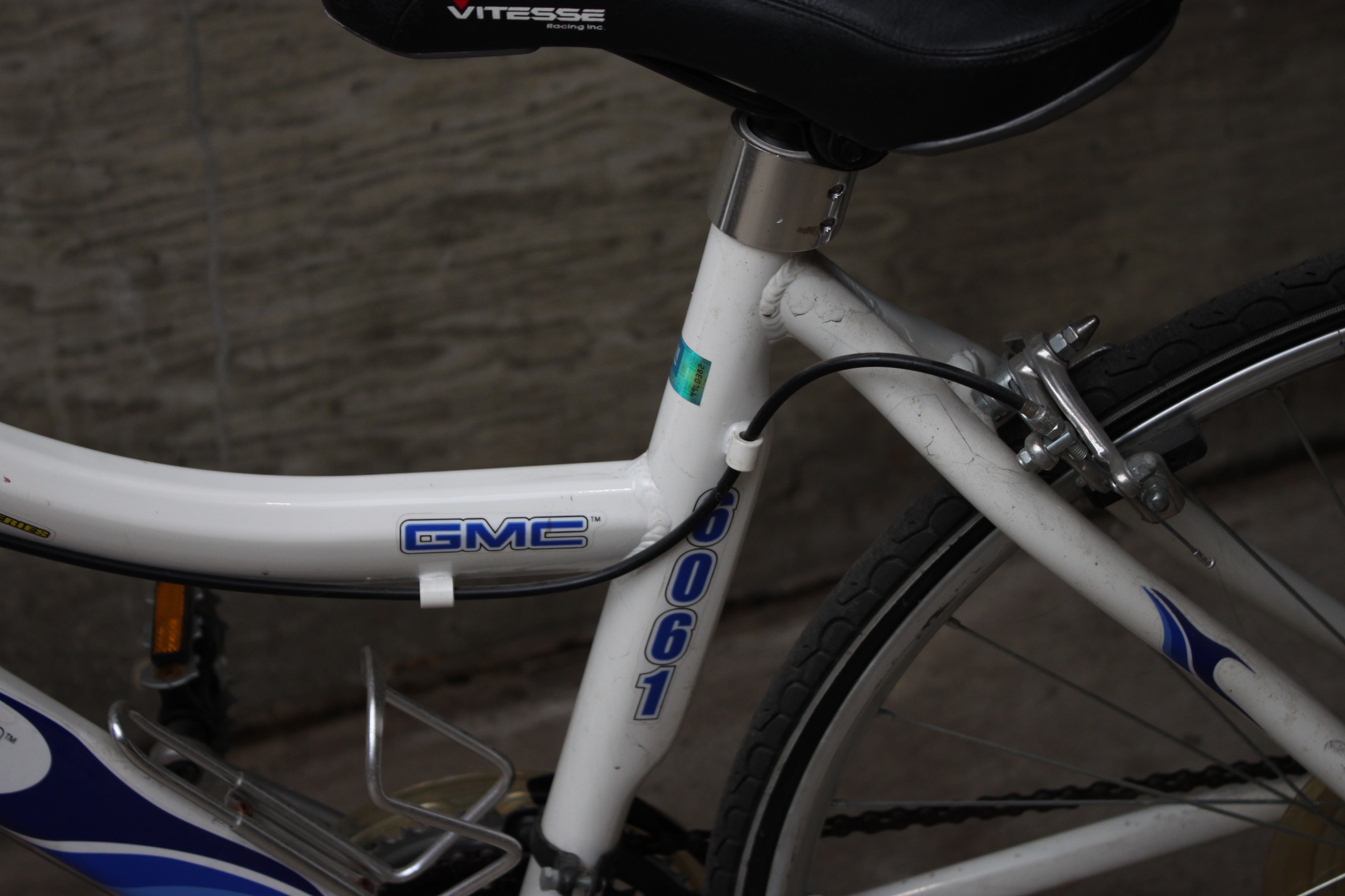 GMC Denali 6061 Road Bicycle
