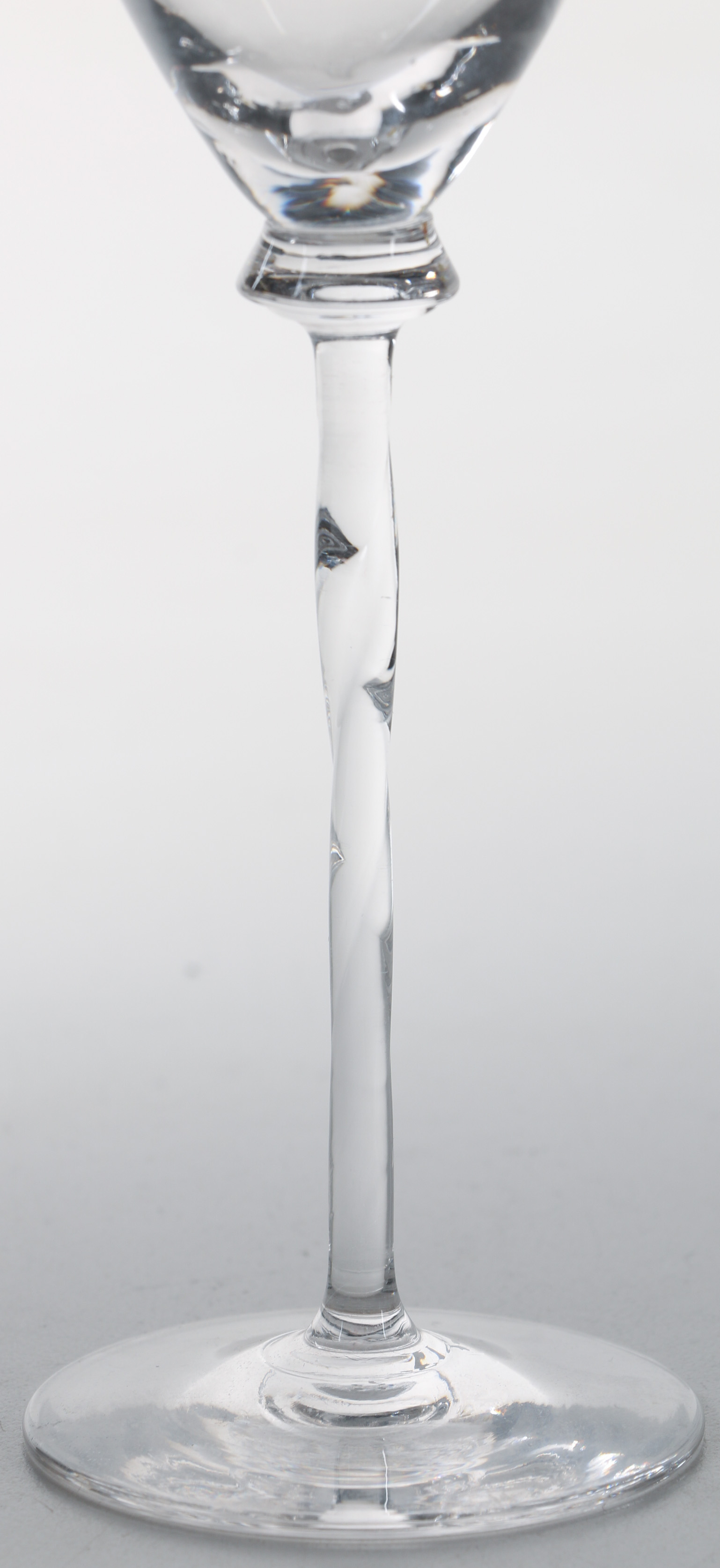 Oscar Tusquets Blanca "Victoria" Glassware