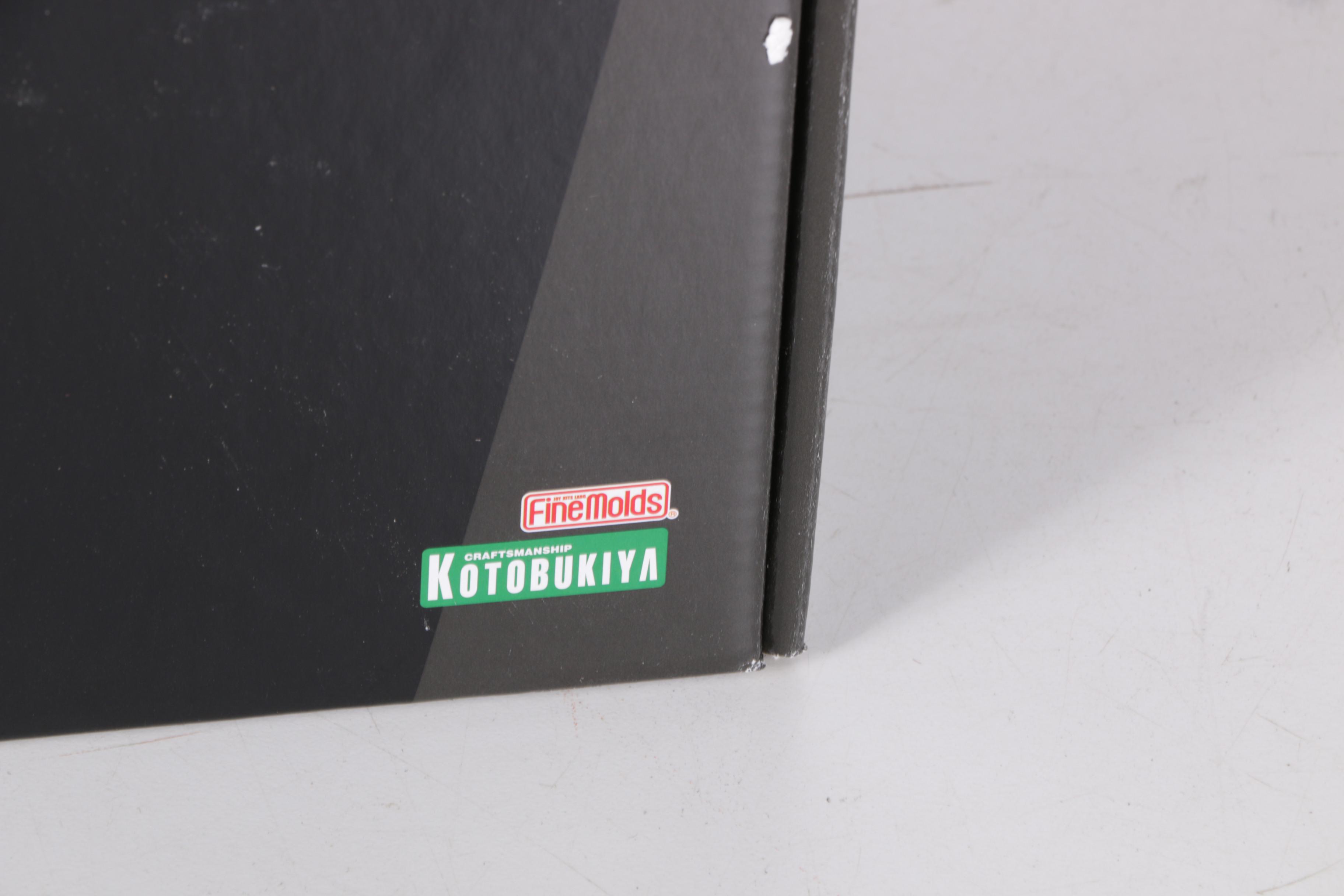 Star Wars T-65 X-Wing Cross Section Pre-Painted Model Kit