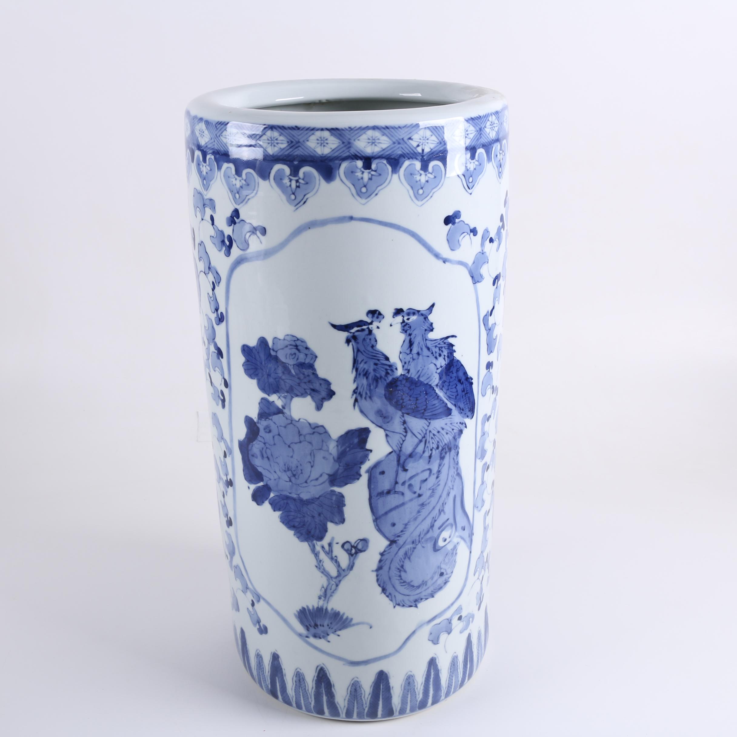 Chinese Ceramic Blue and White Stand and Vase